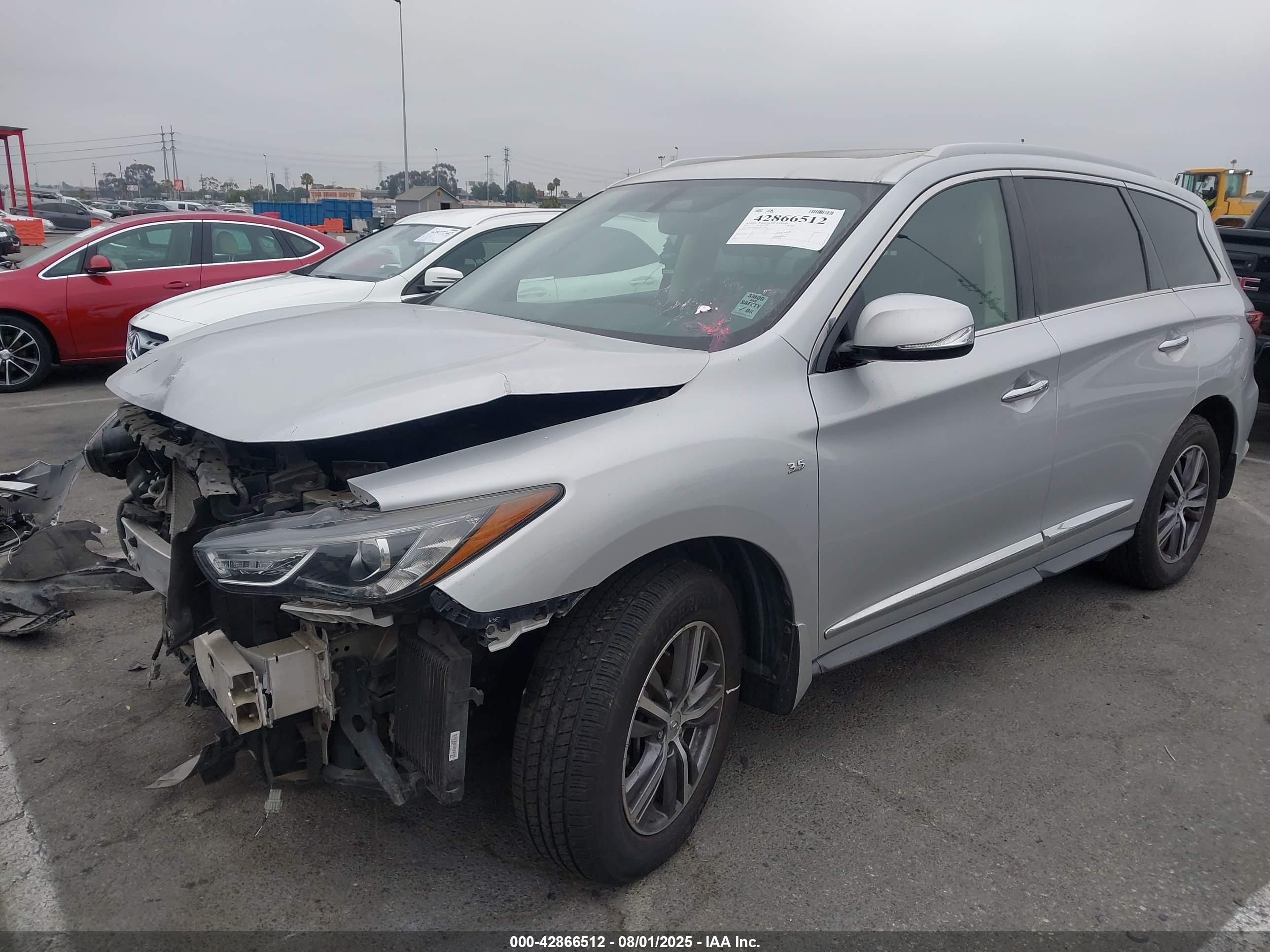 INFINITI QX60 image 2
