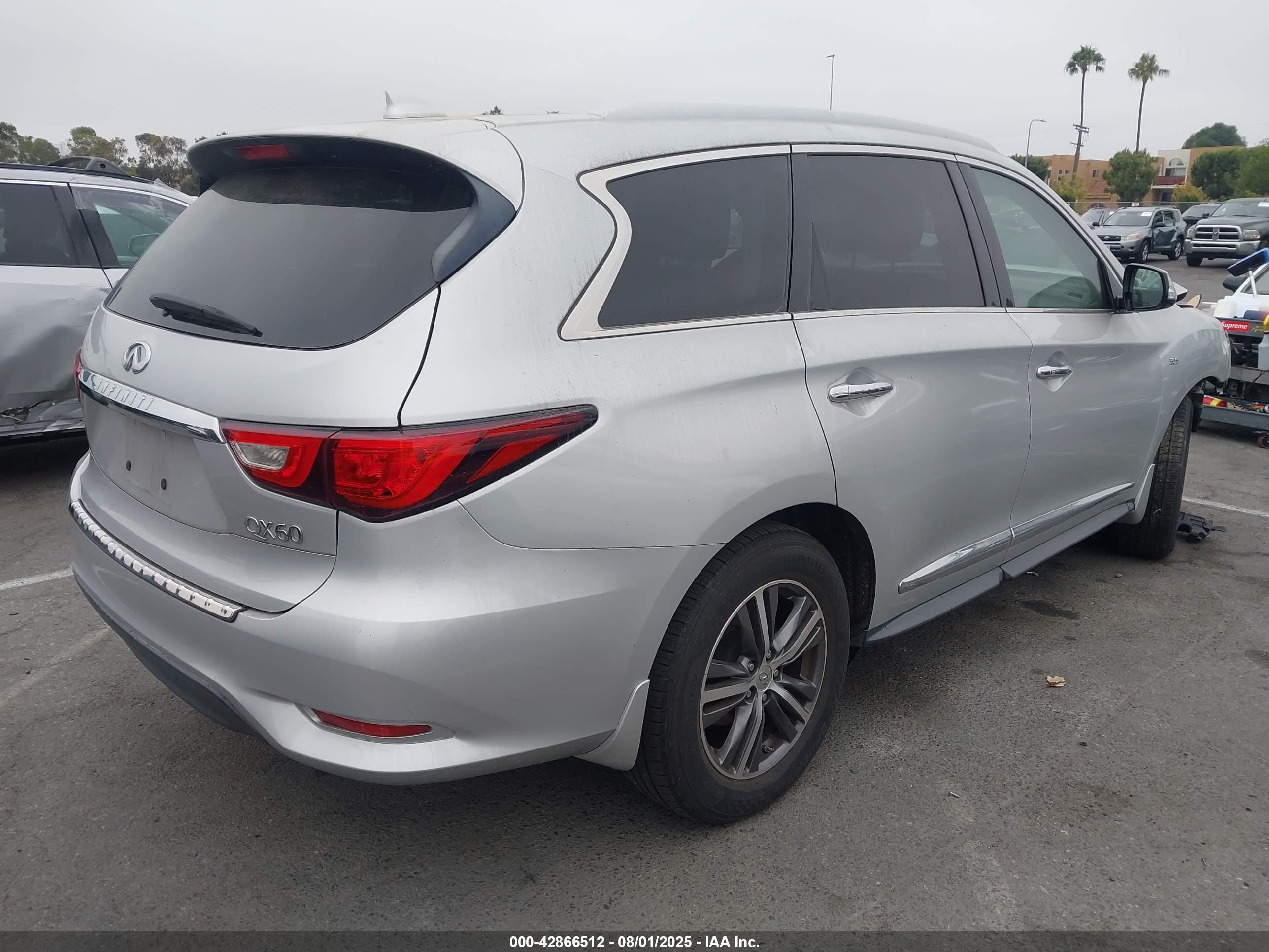INFINITI QX60 image 4