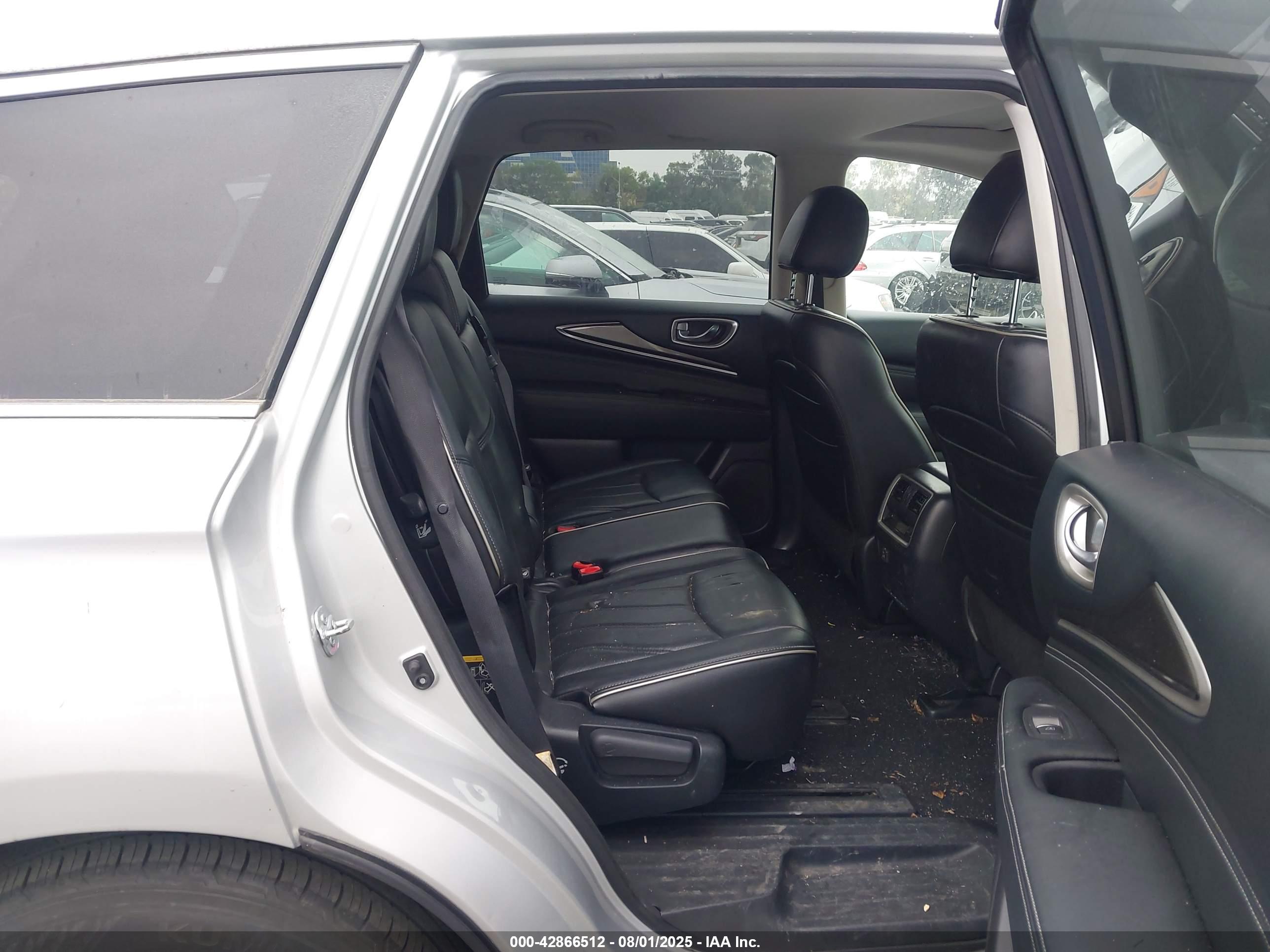 INFINITI QX60 image 8