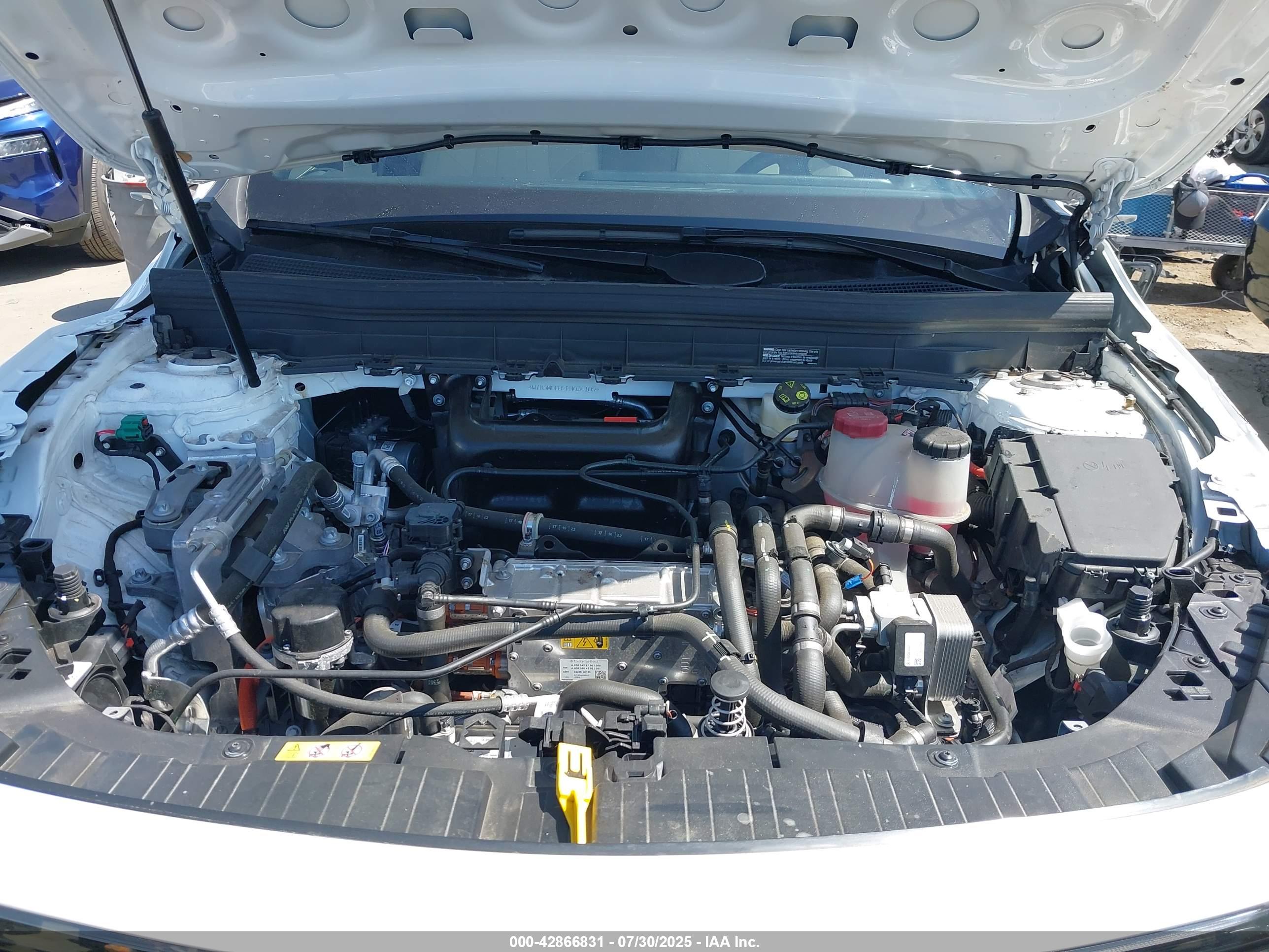 MERCEDES-BENZ EQB image 10