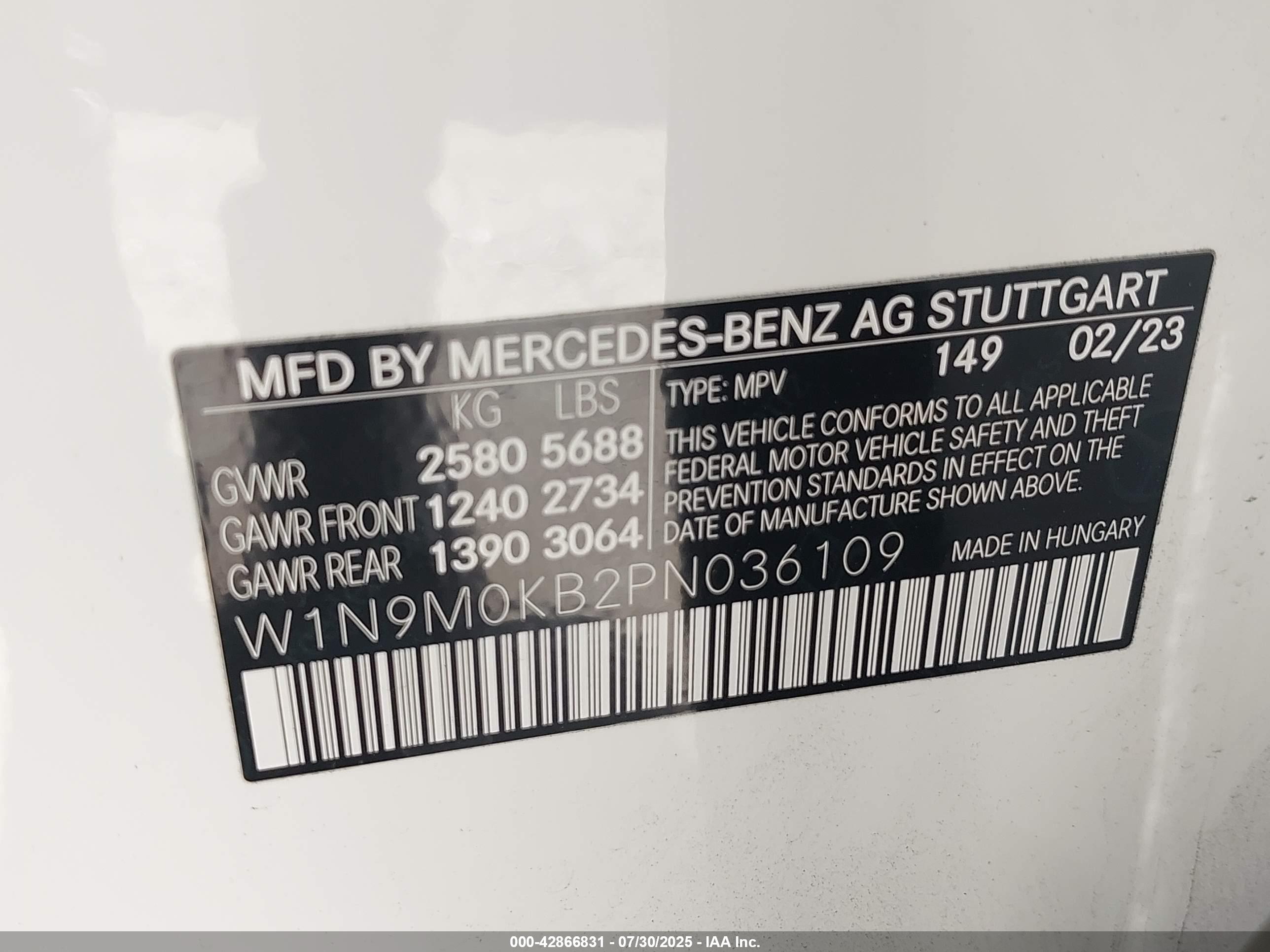 MERCEDES-BENZ EQB image 9