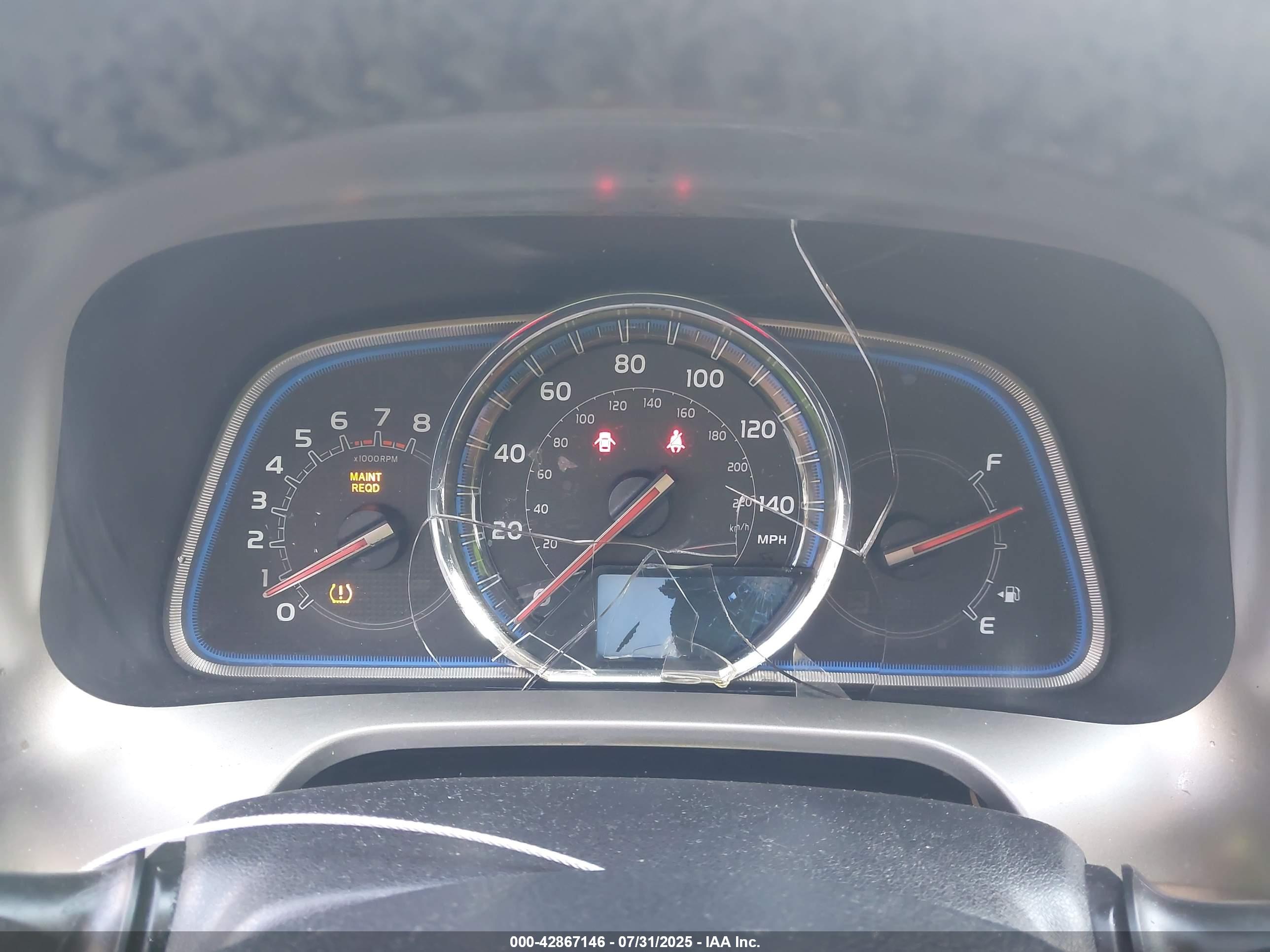 TOYOTA RAV4 image 7