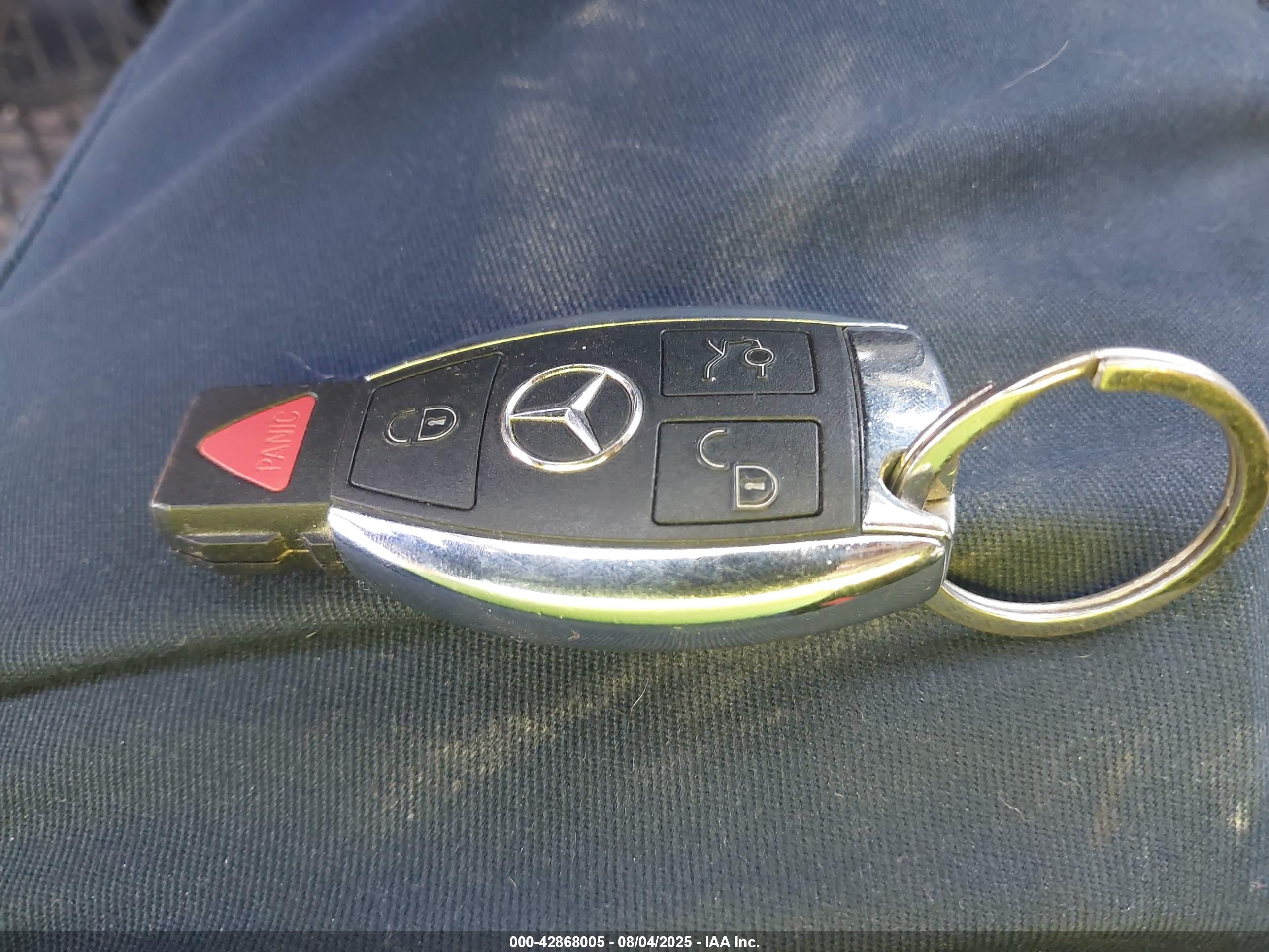 MERCEDES-BENZ C image 11