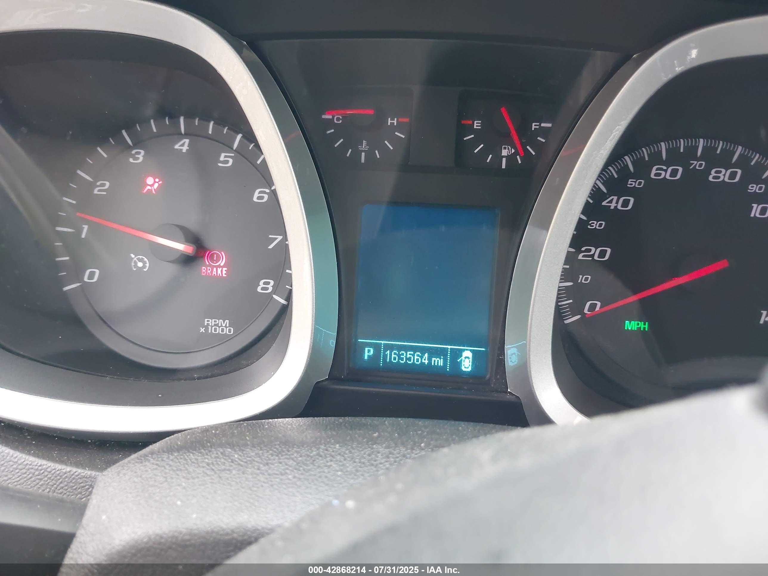 CHEVROLET EQUINOX image 7