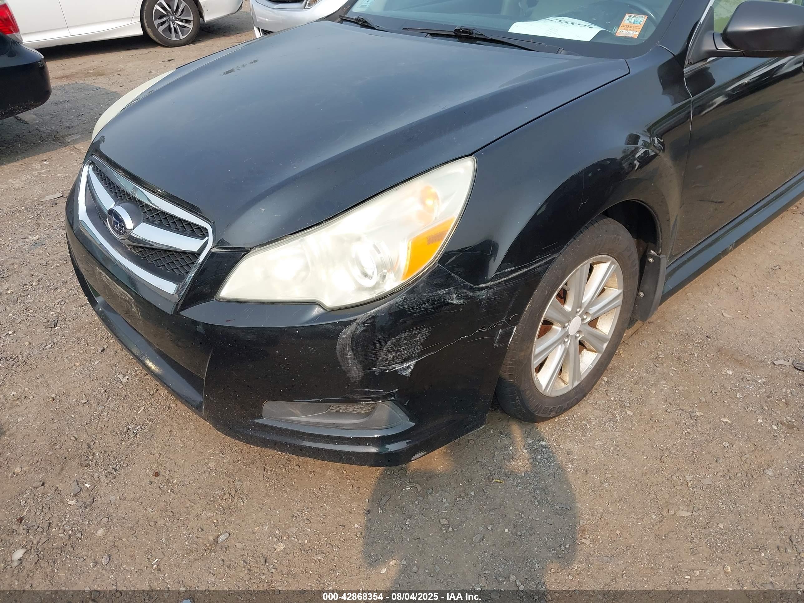 SUBARU LEGACY image 6