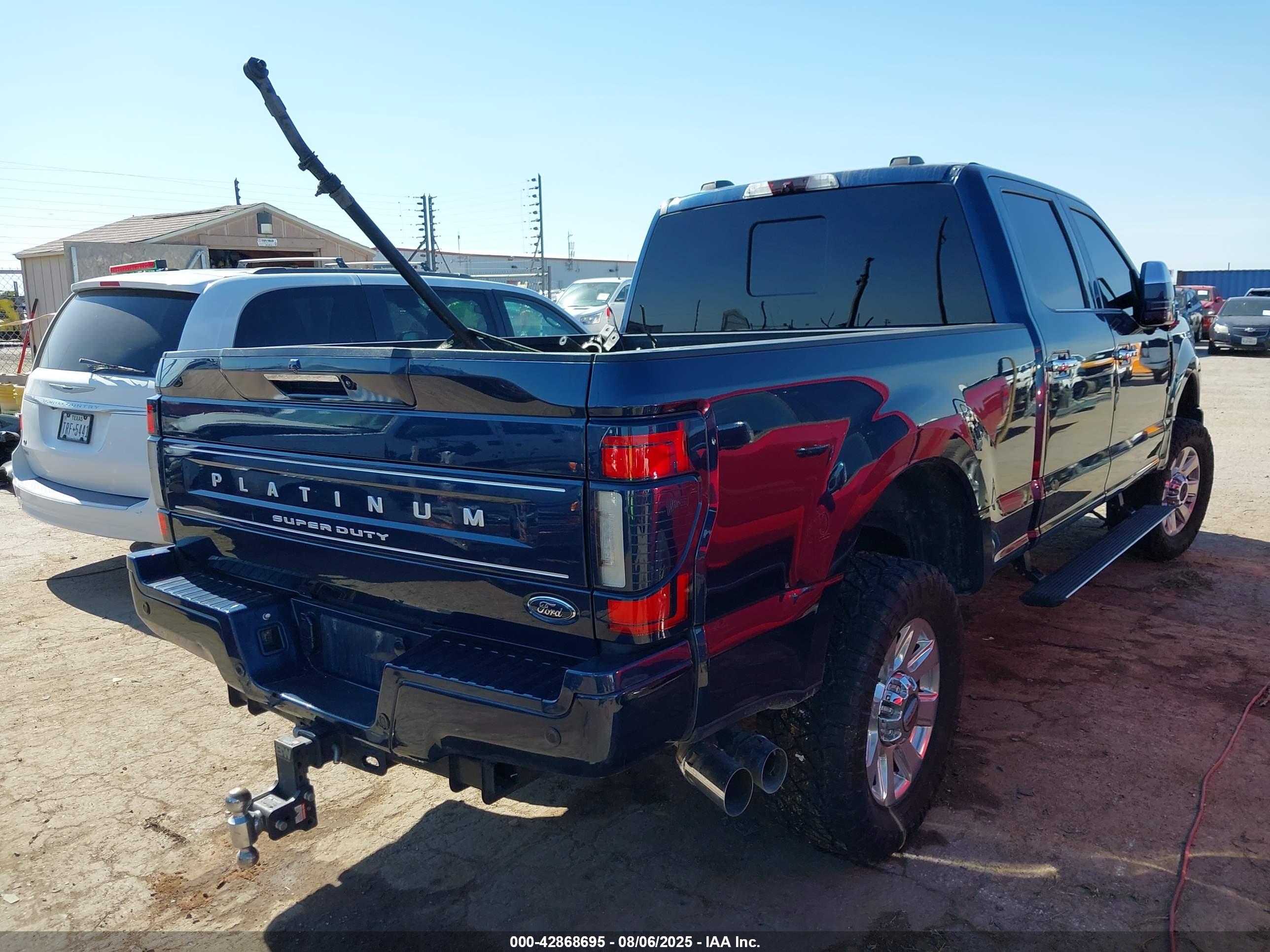 FORD F-250 image 4