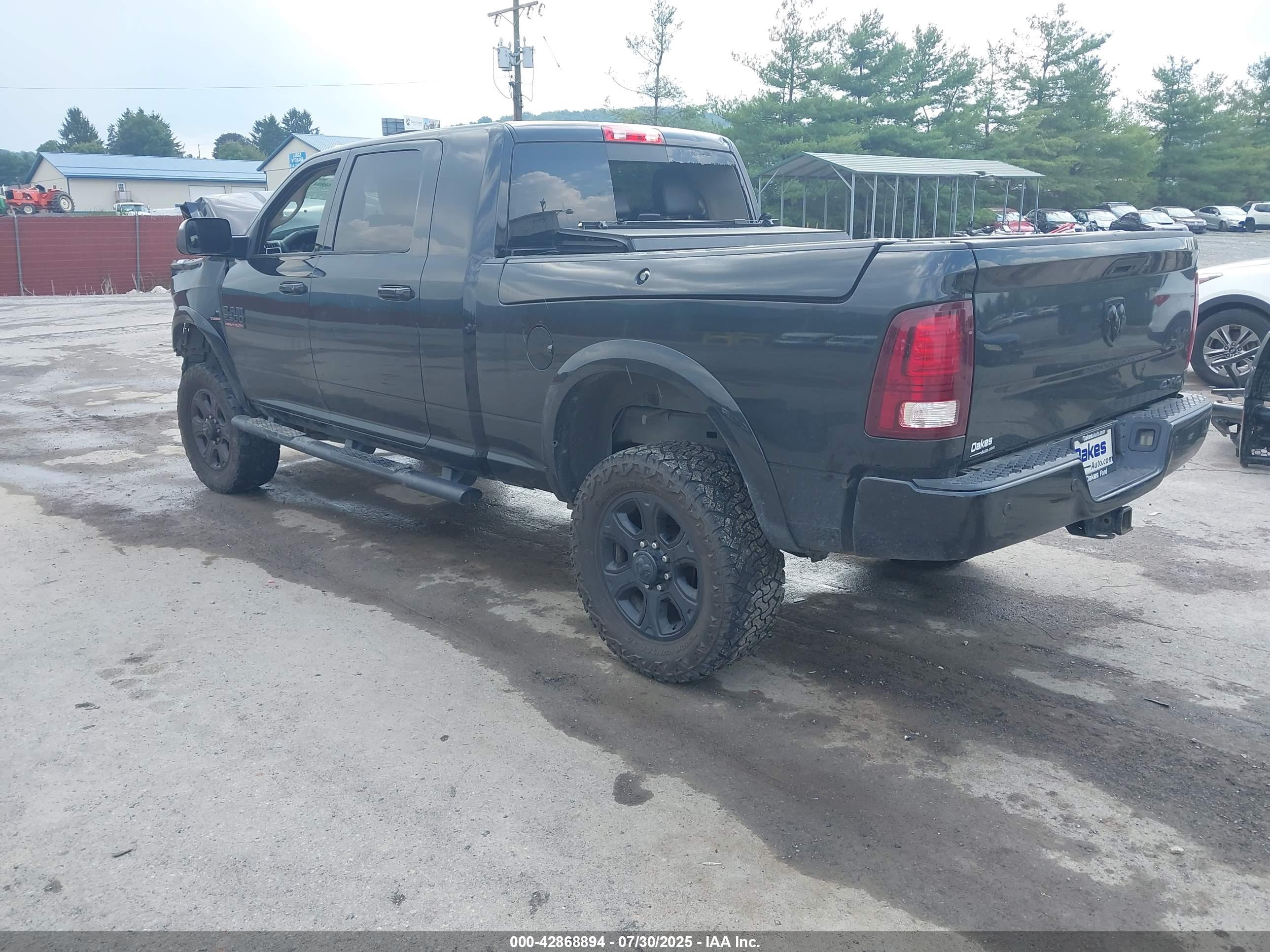 RAM 2500 image 3