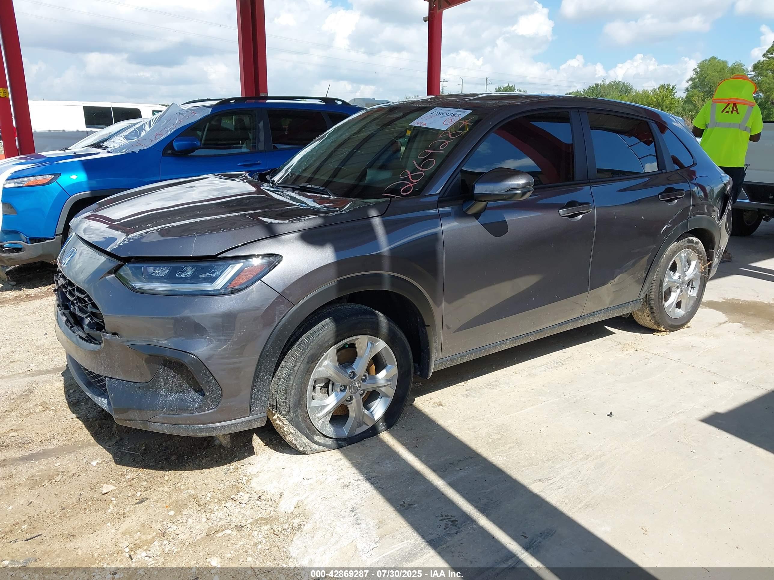 HONDA HR-V image 2