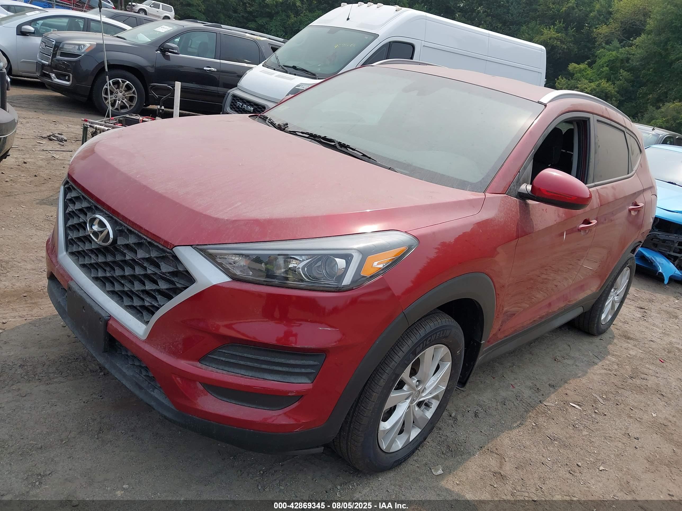 HYUNDAI TUCSON image 2