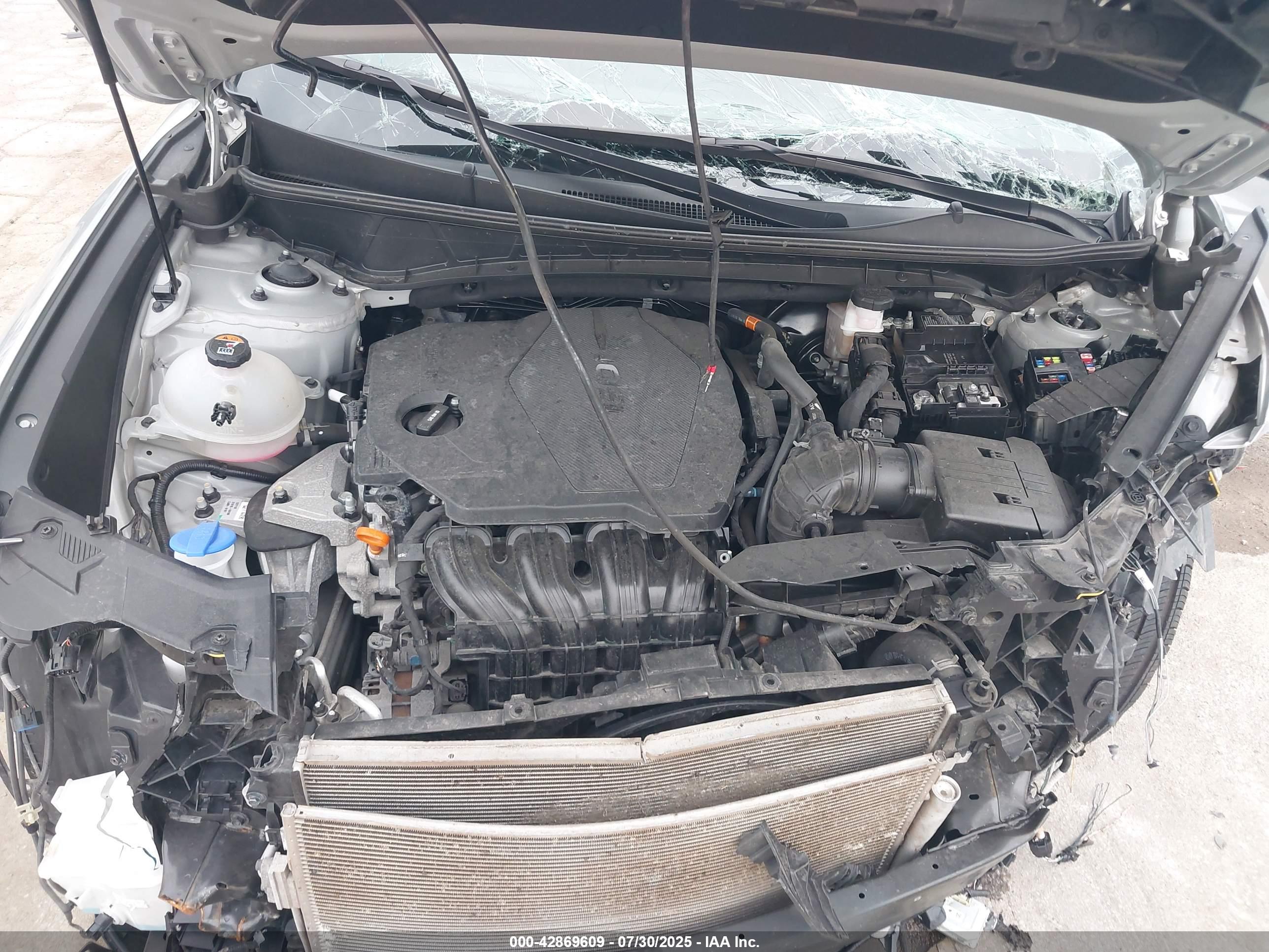 HYUNDAI TUCSON image 10