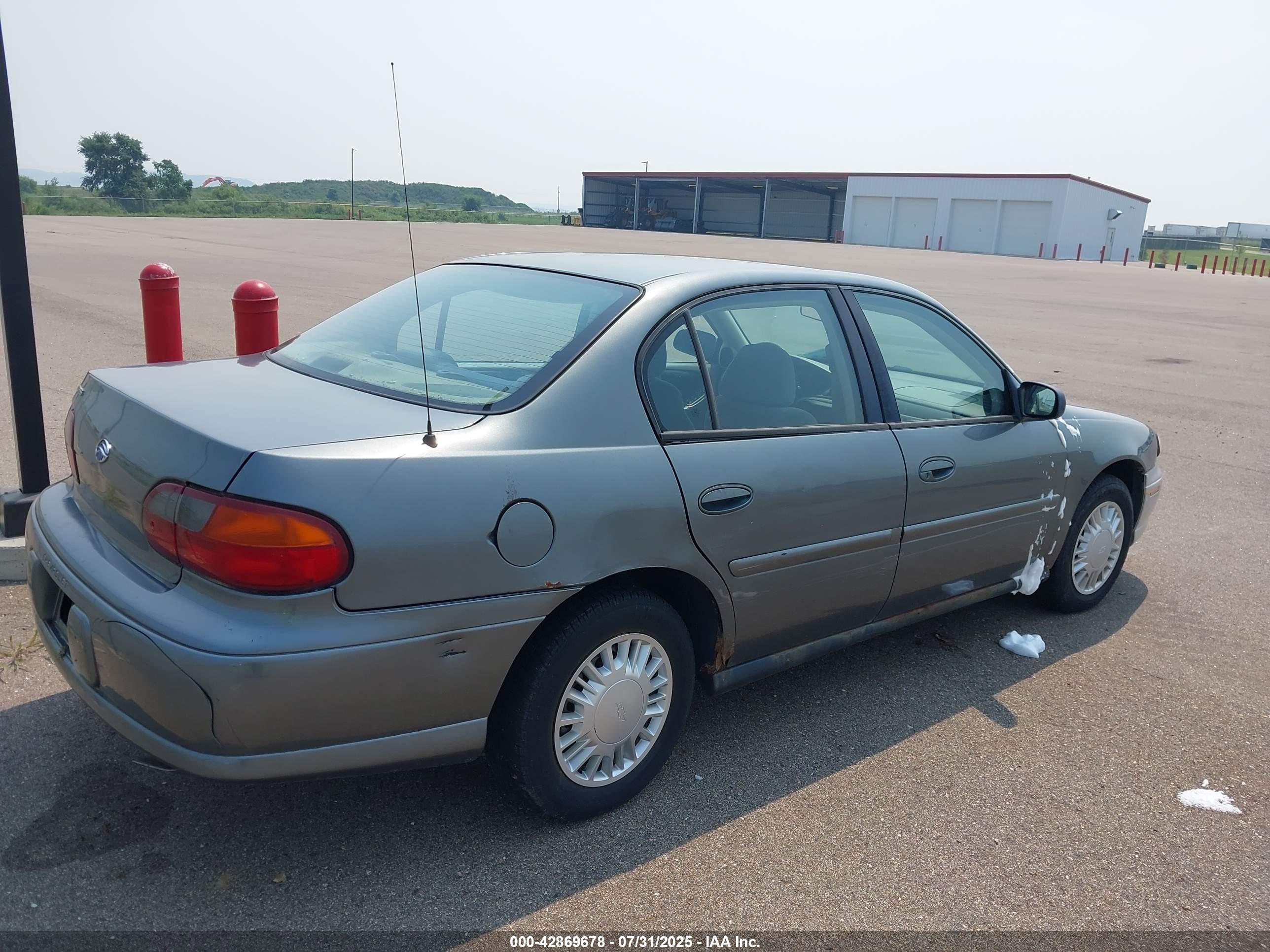 CHEVROLET CLASSIC image 4