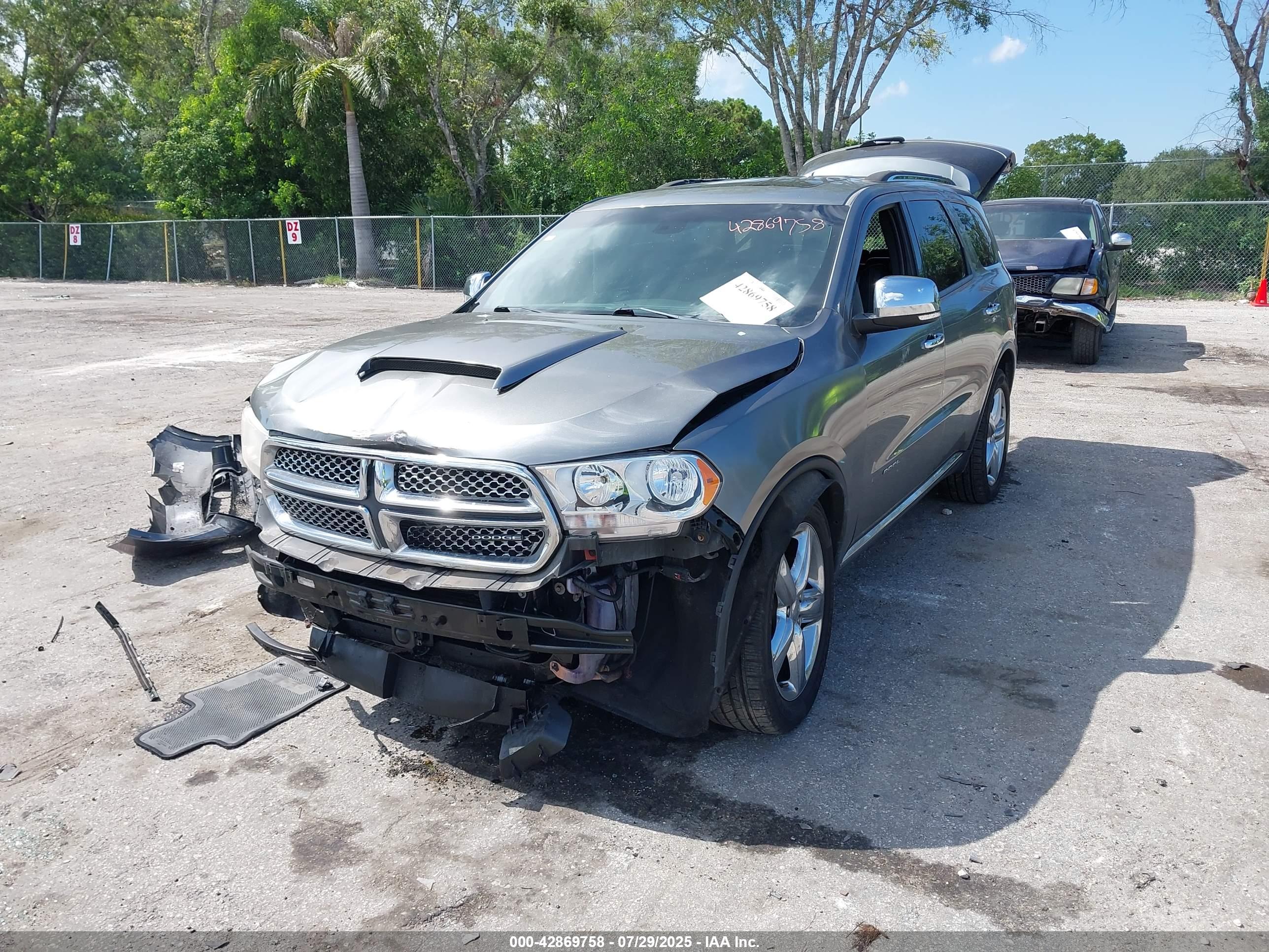 DODGE DURANGO image 2