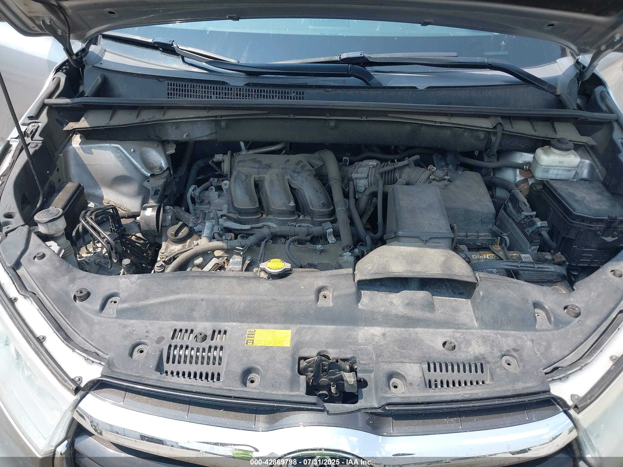 TOYOTA HIGHLANDER image 10