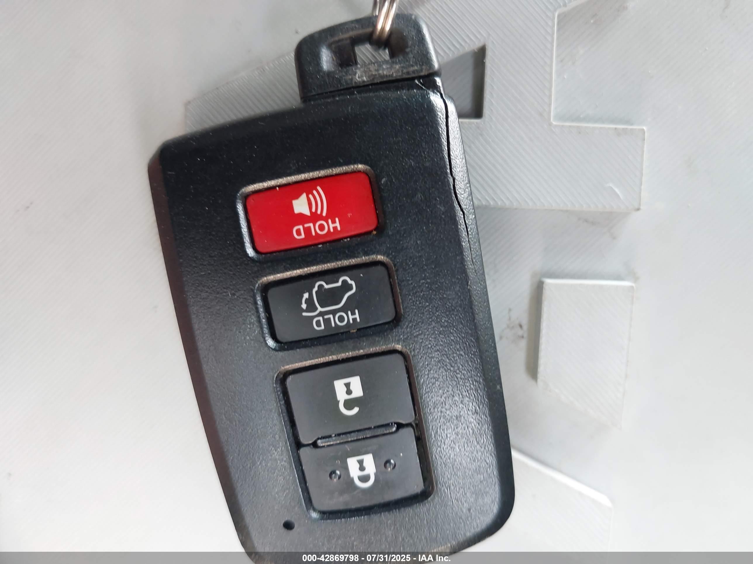 TOYOTA HIGHLANDER image 11