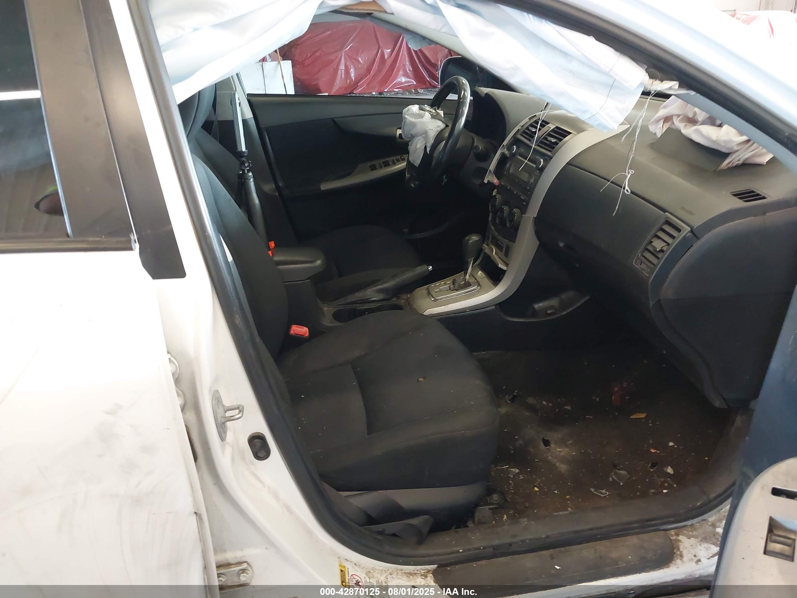 TOYOTA COROLLA image 5