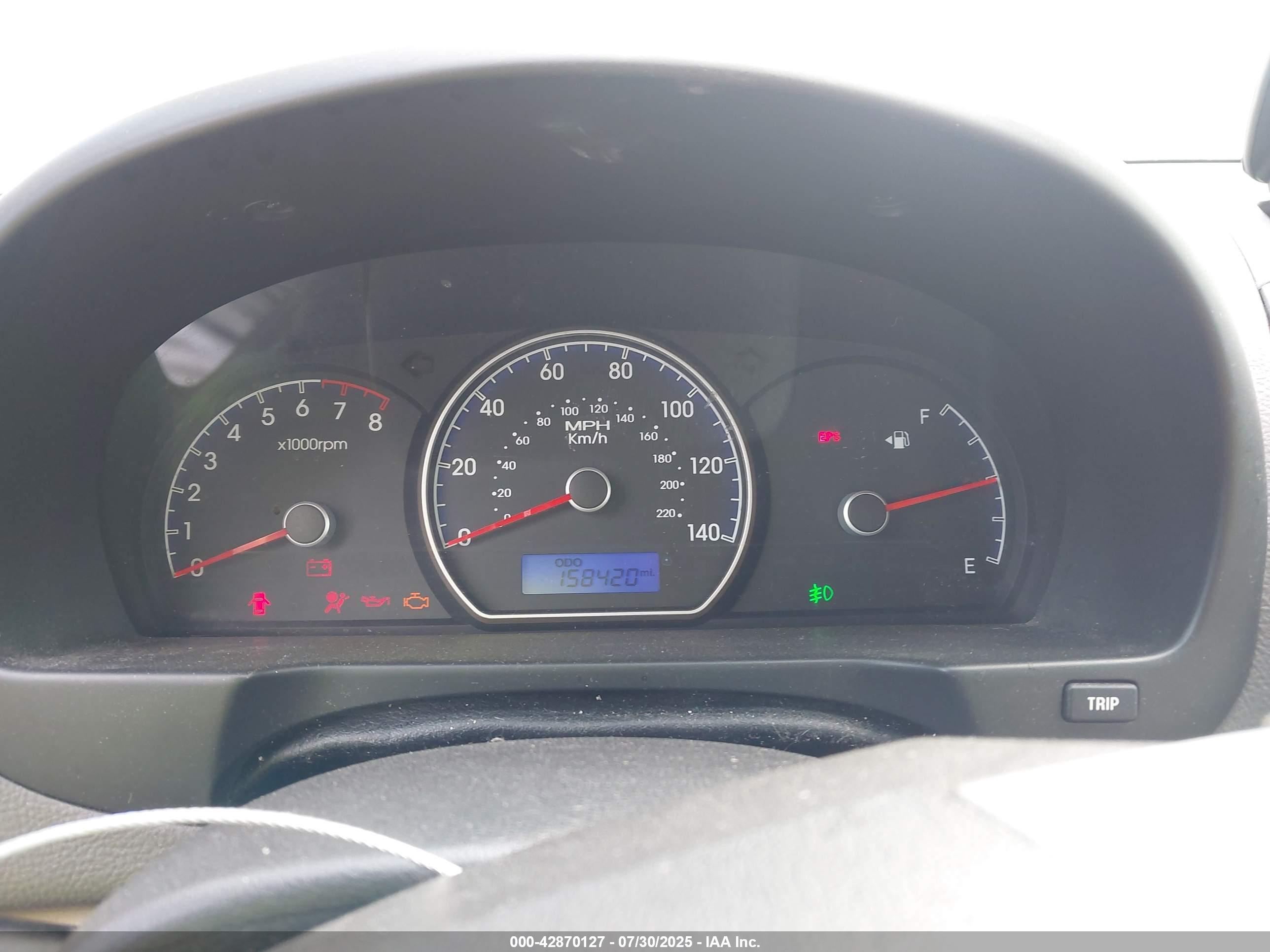 HYUNDAI ELANTRA image 7