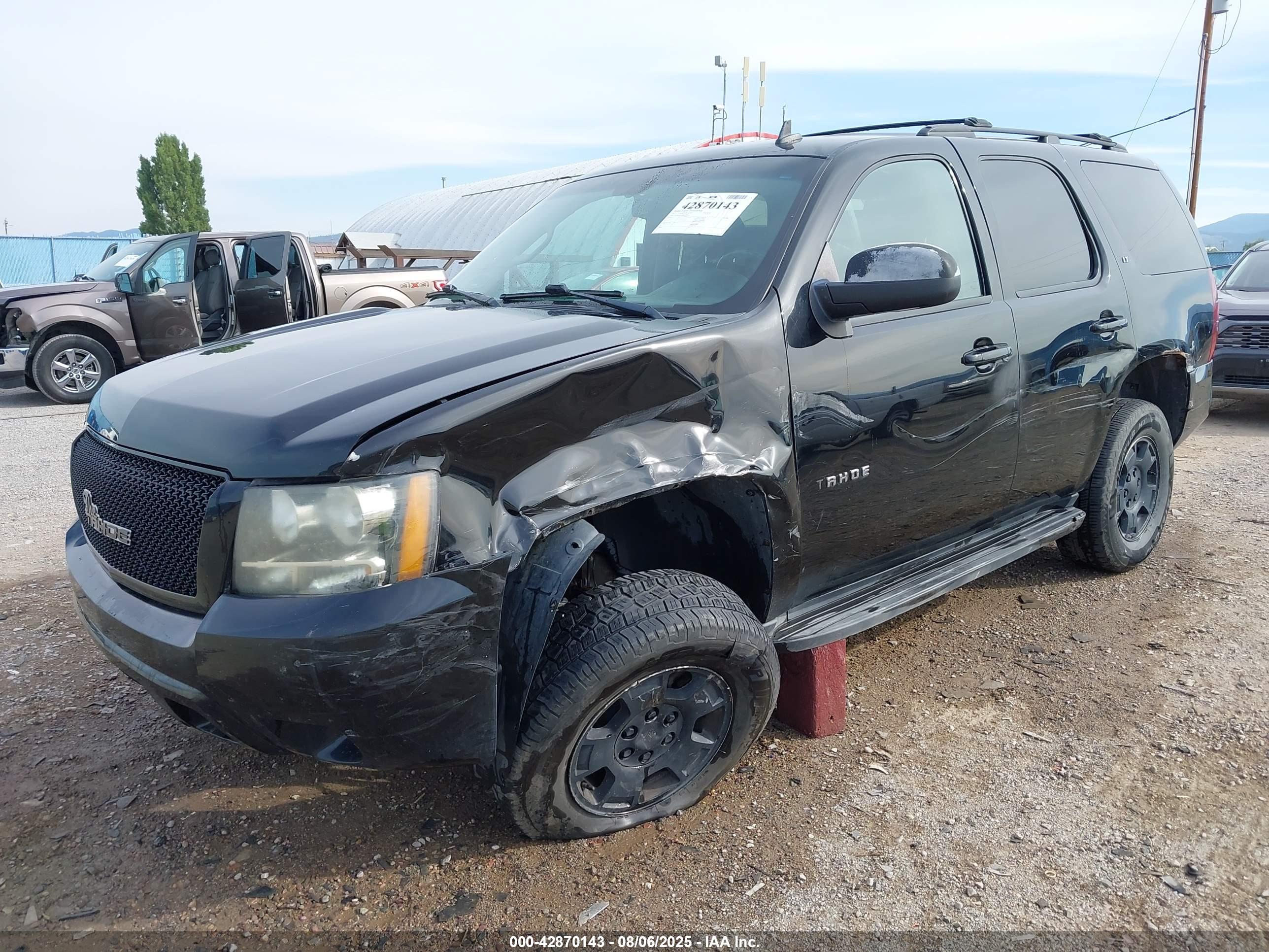 CHEVROLET TAHOE image 2