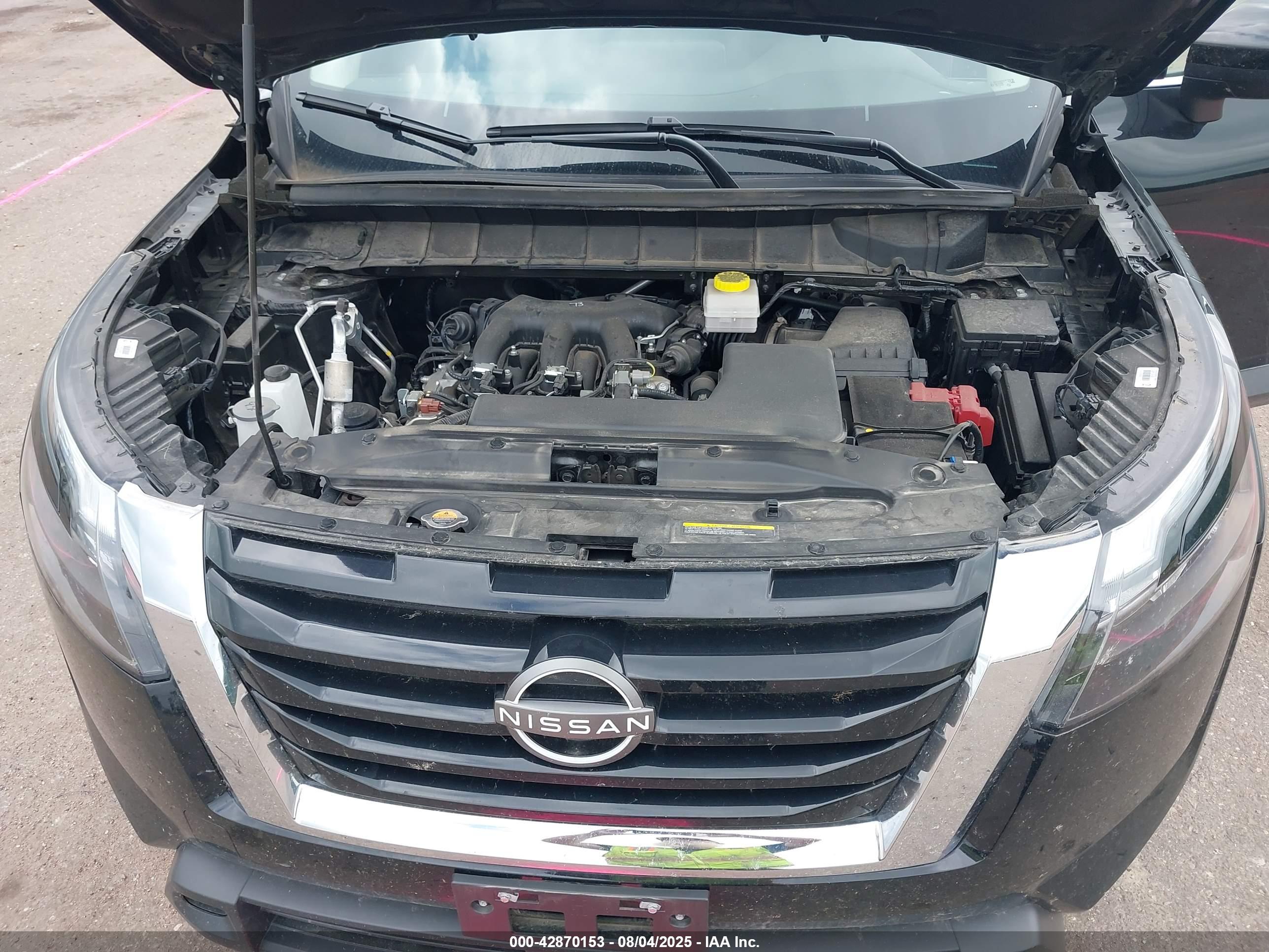 NISSAN PATHFINDER image 10