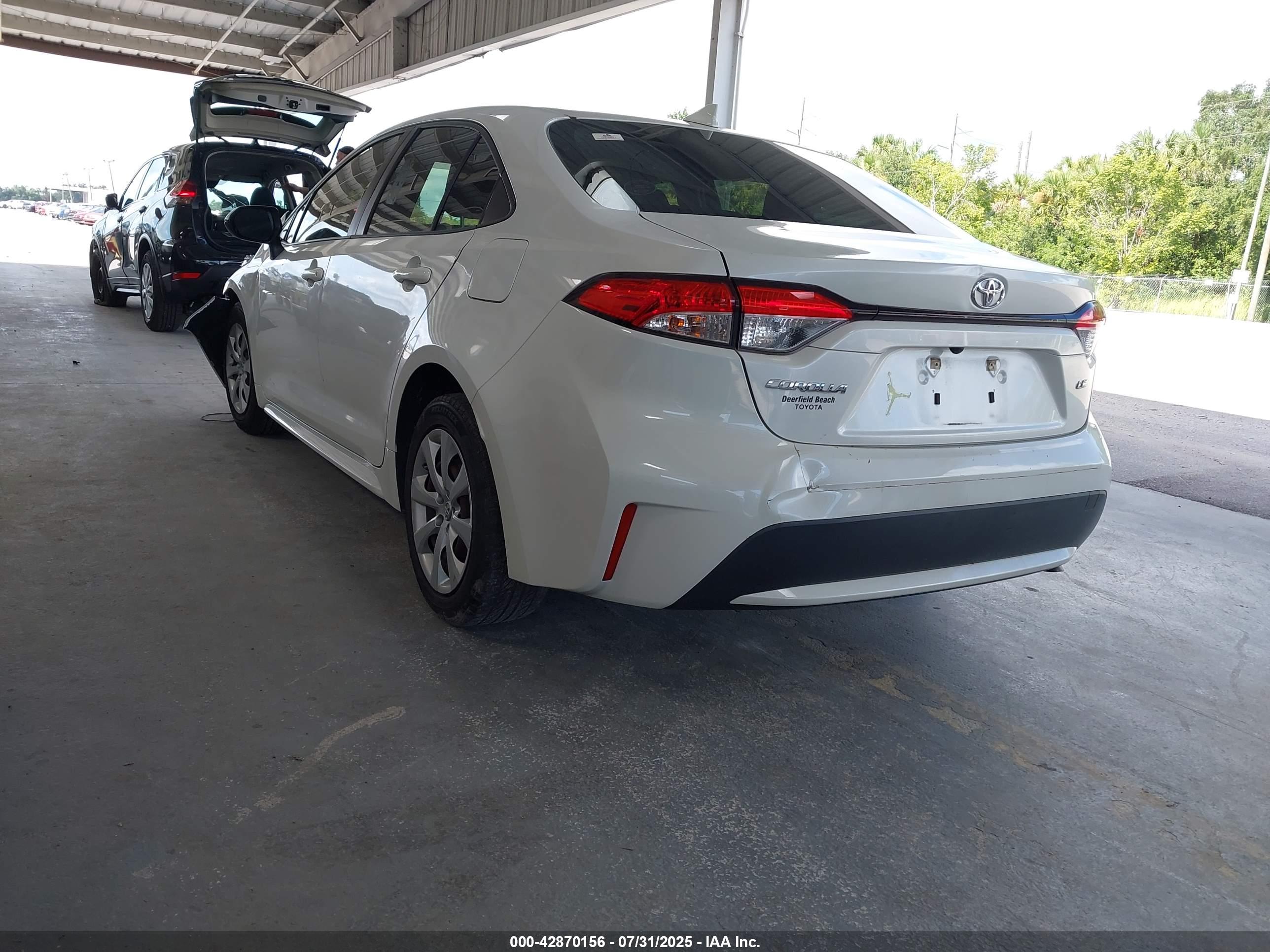 TOYOTA COROLLA image 3