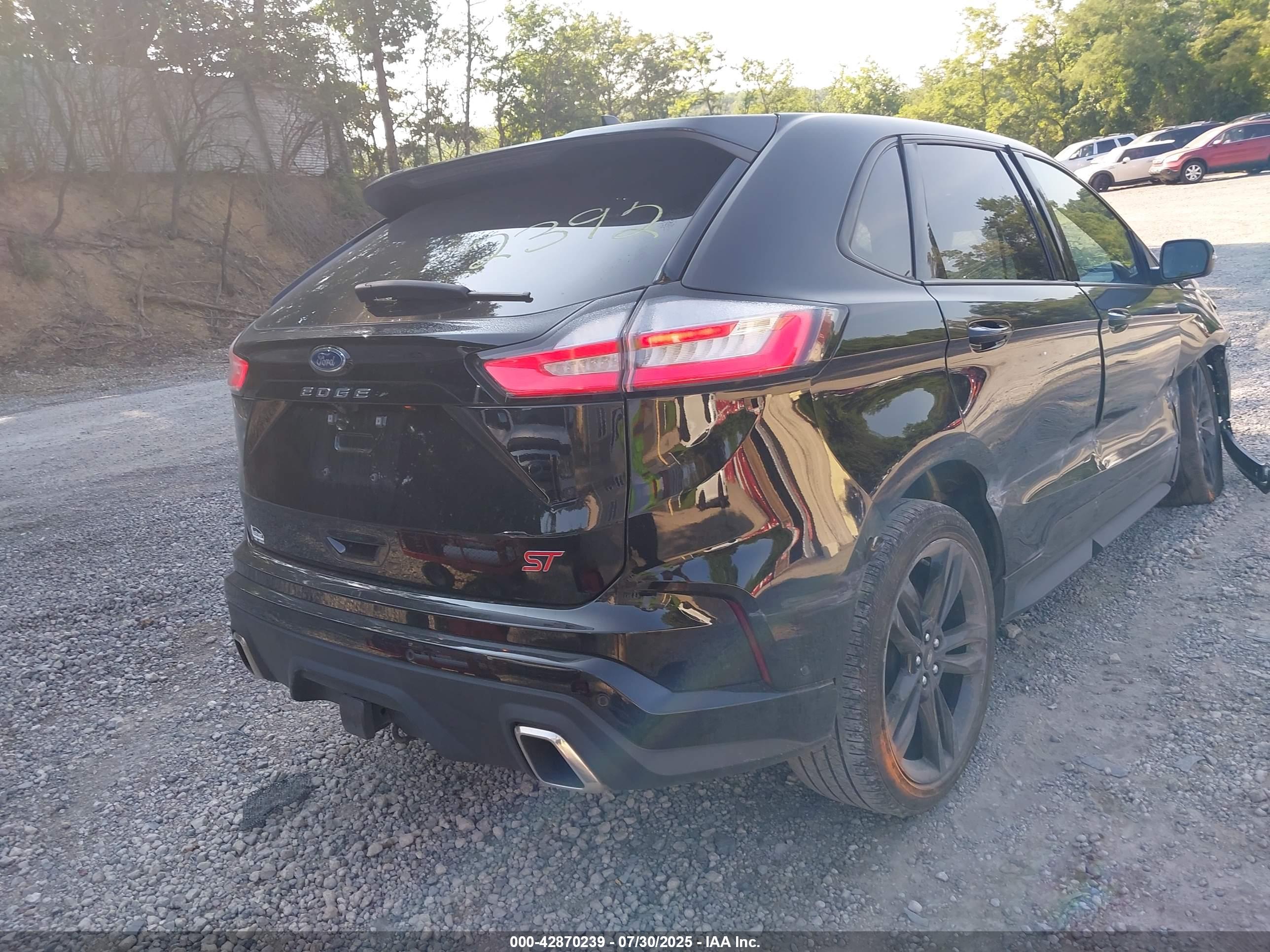 FORD EDGE image 4