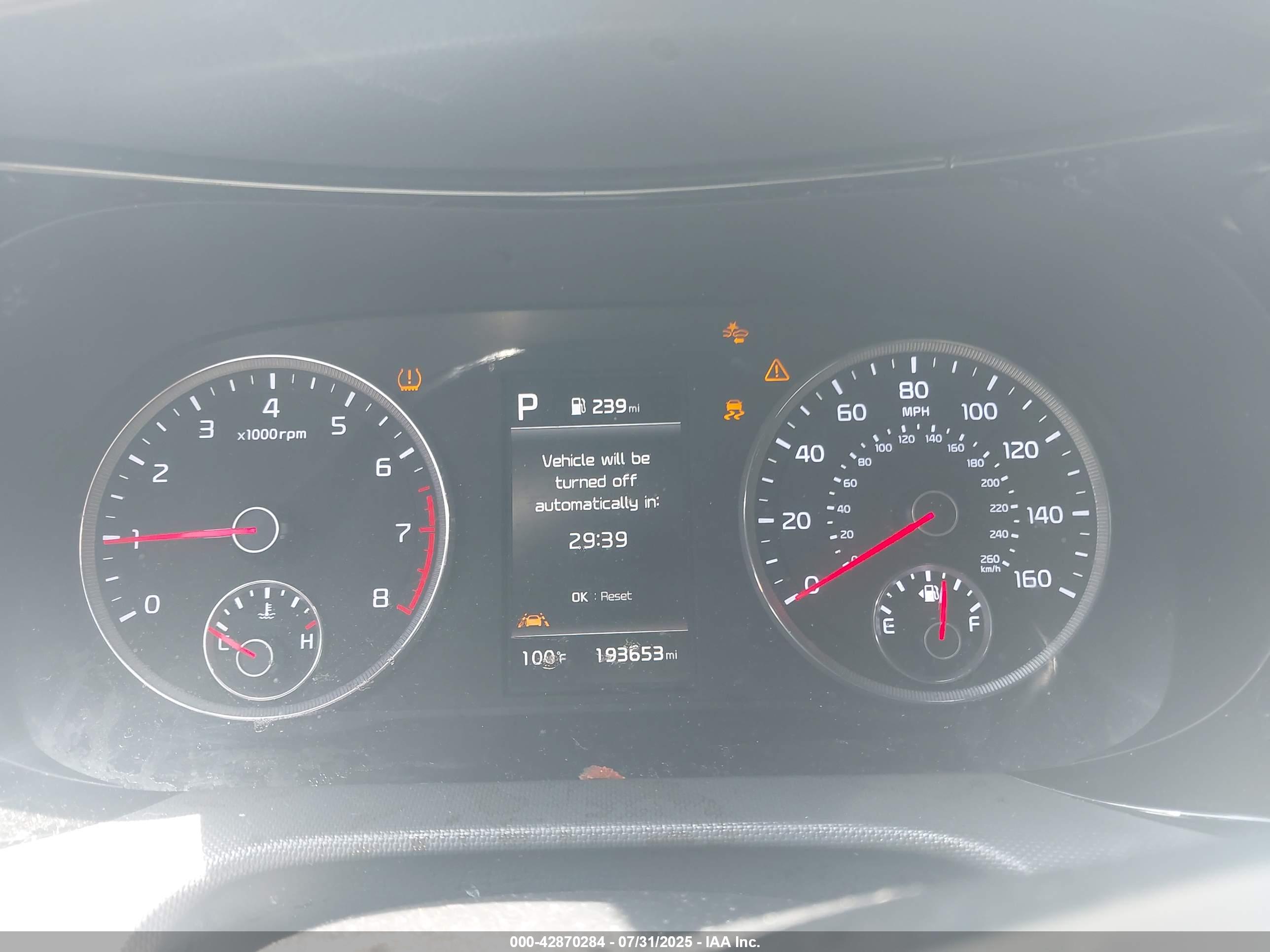 KIA K5 image 7