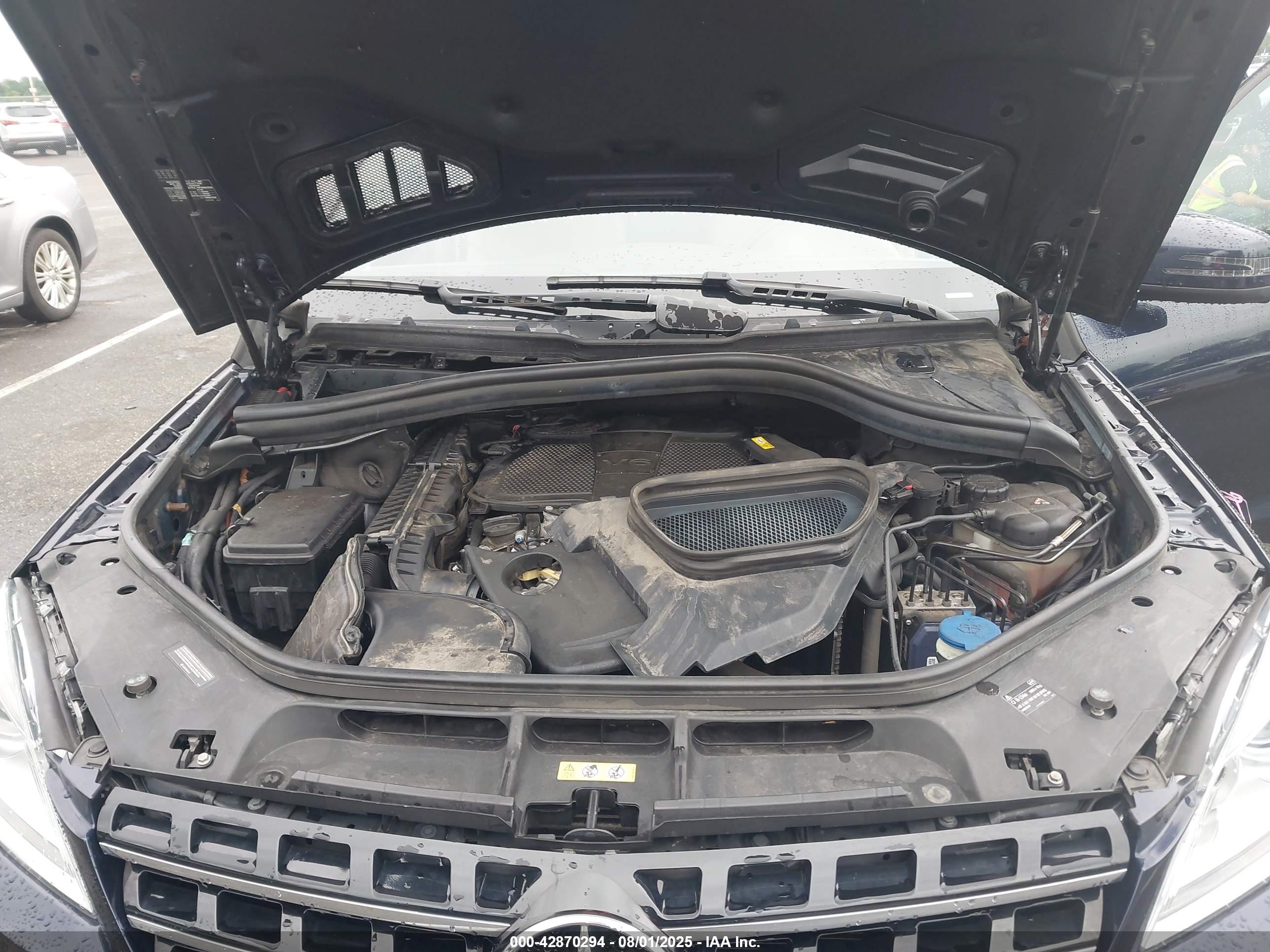 MERCEDES-BENZ ML image 10