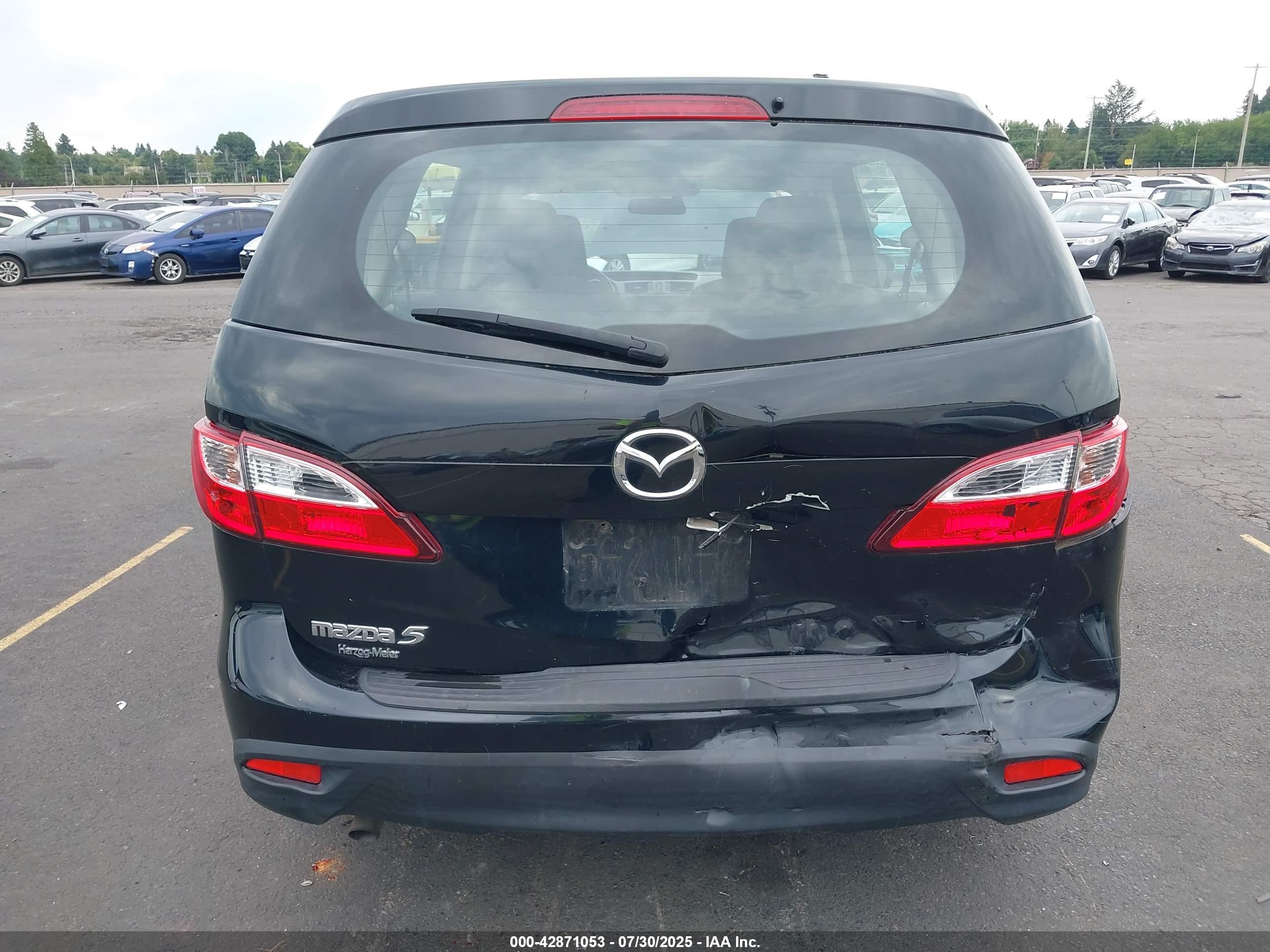 MAZDA MAZDA5 image 6