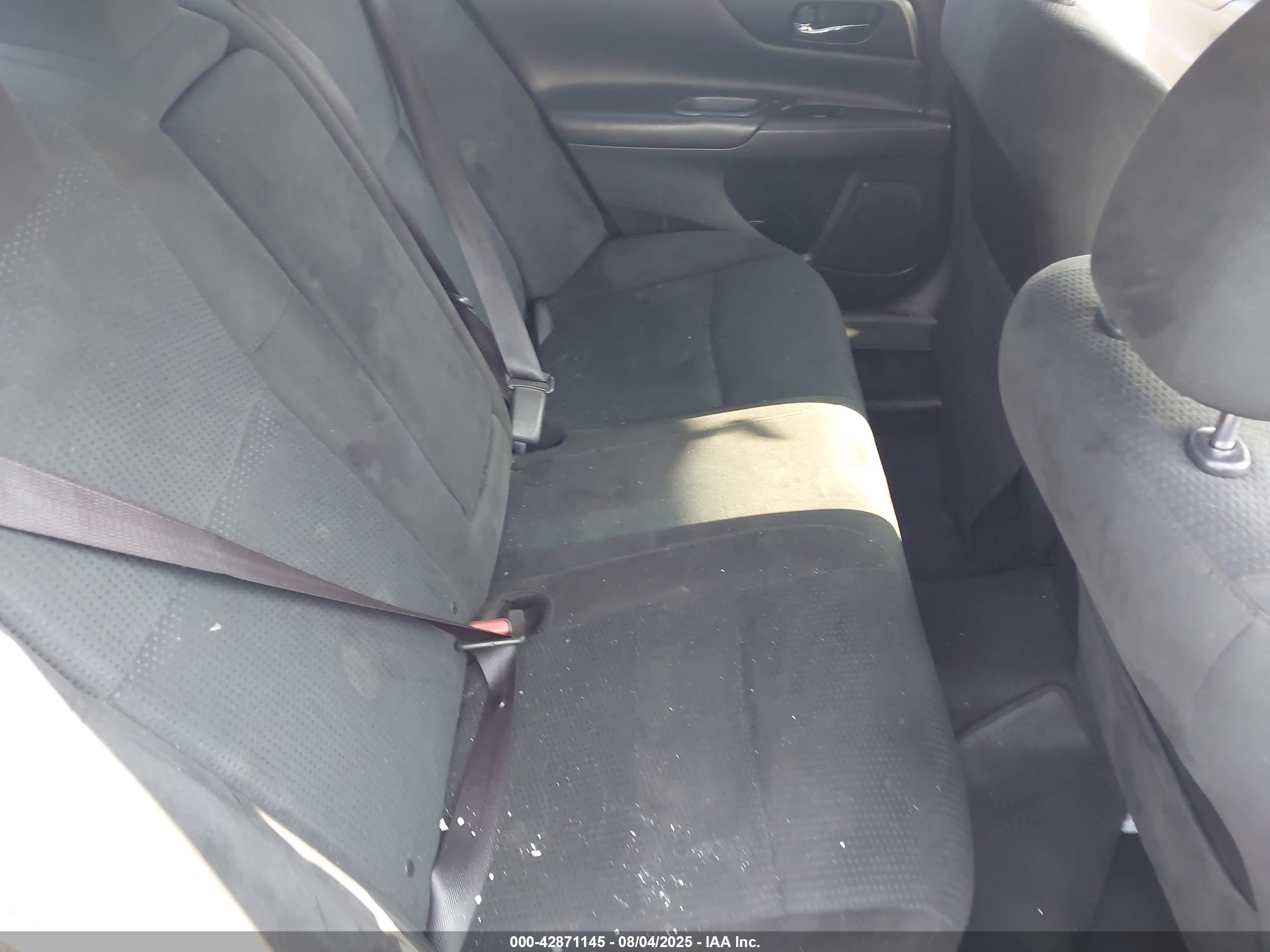 NISSAN ALTIMA image 8