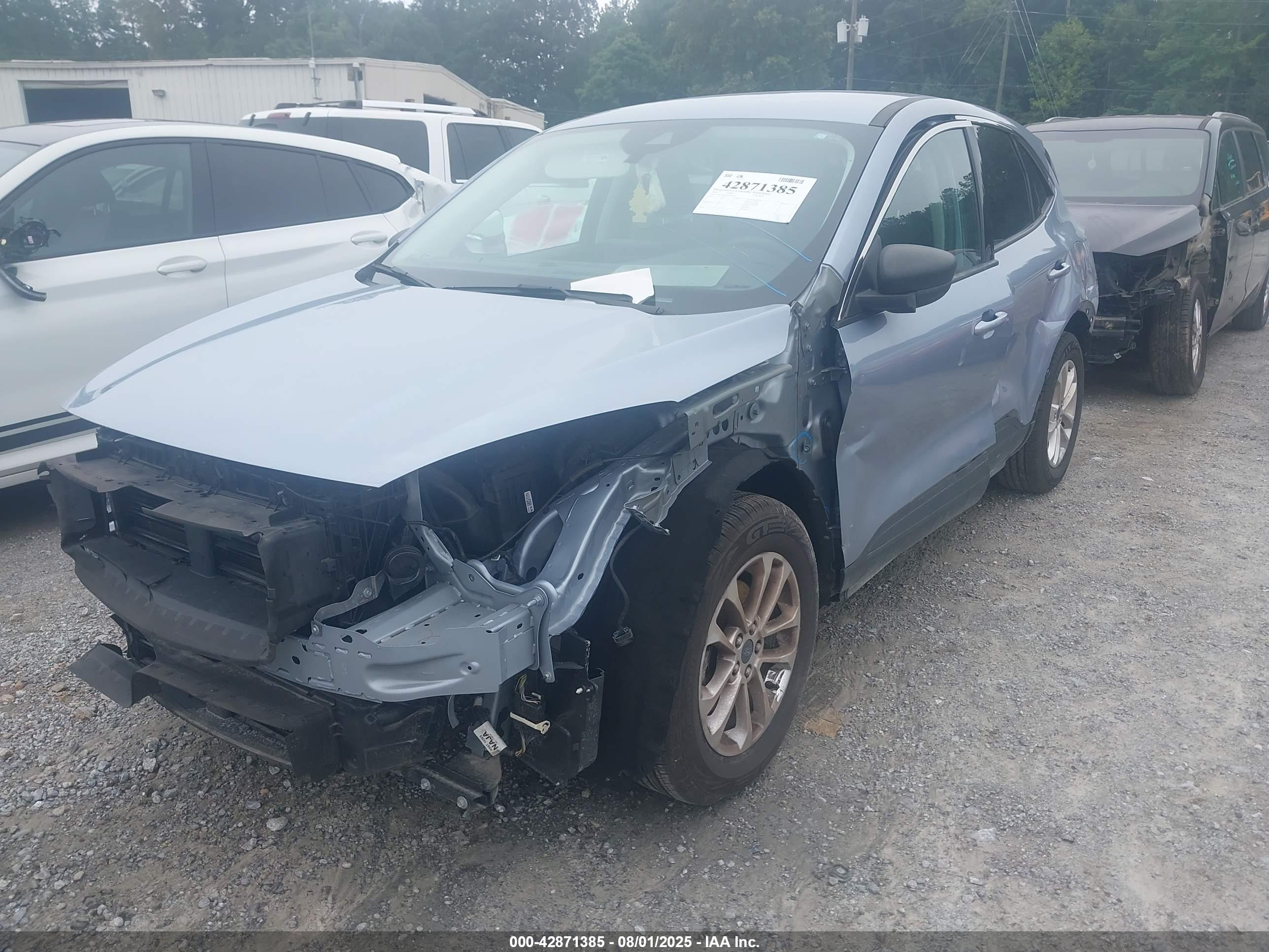 FORD ESCAPE image 2