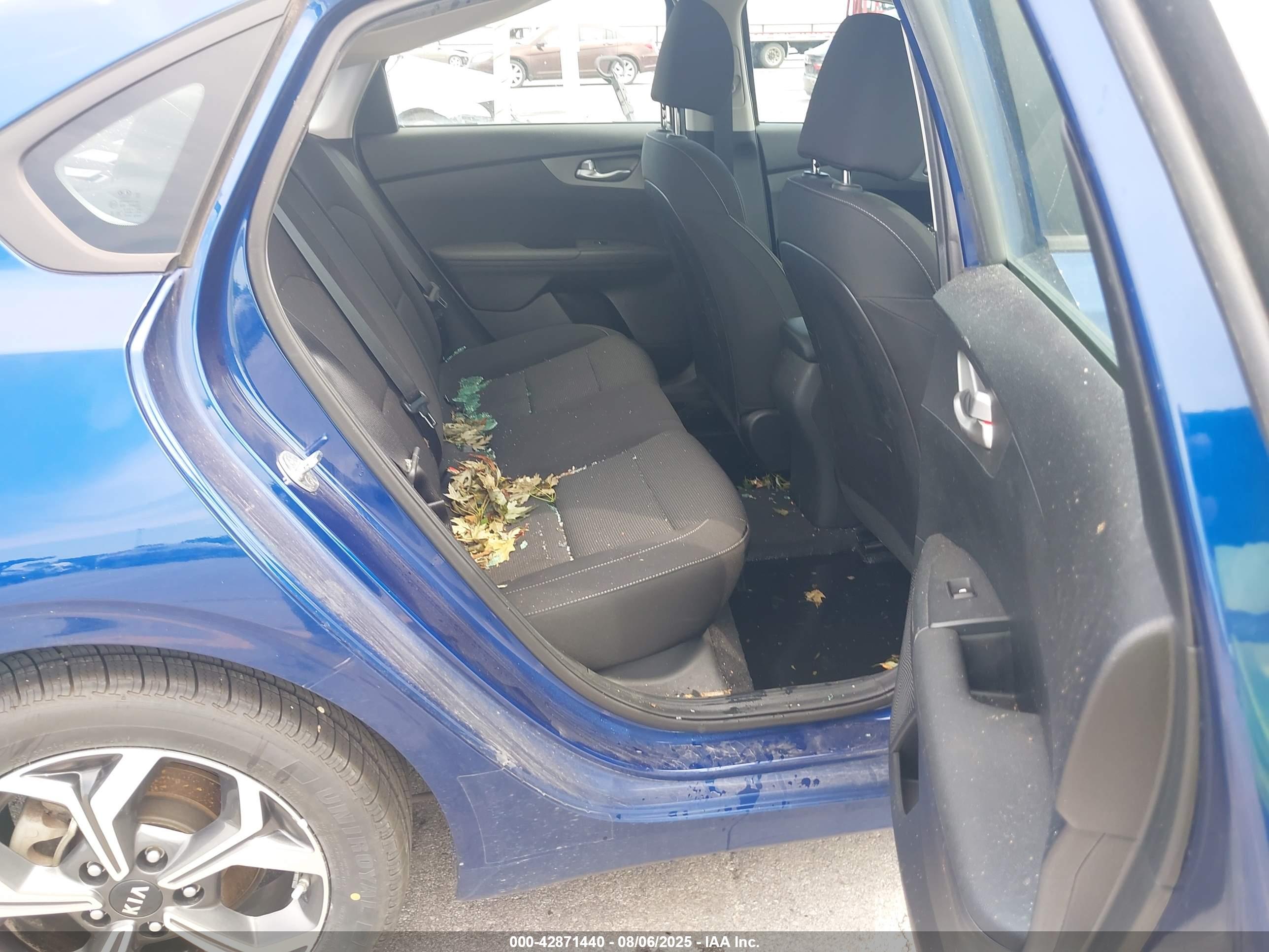 KIA FORTE image 8