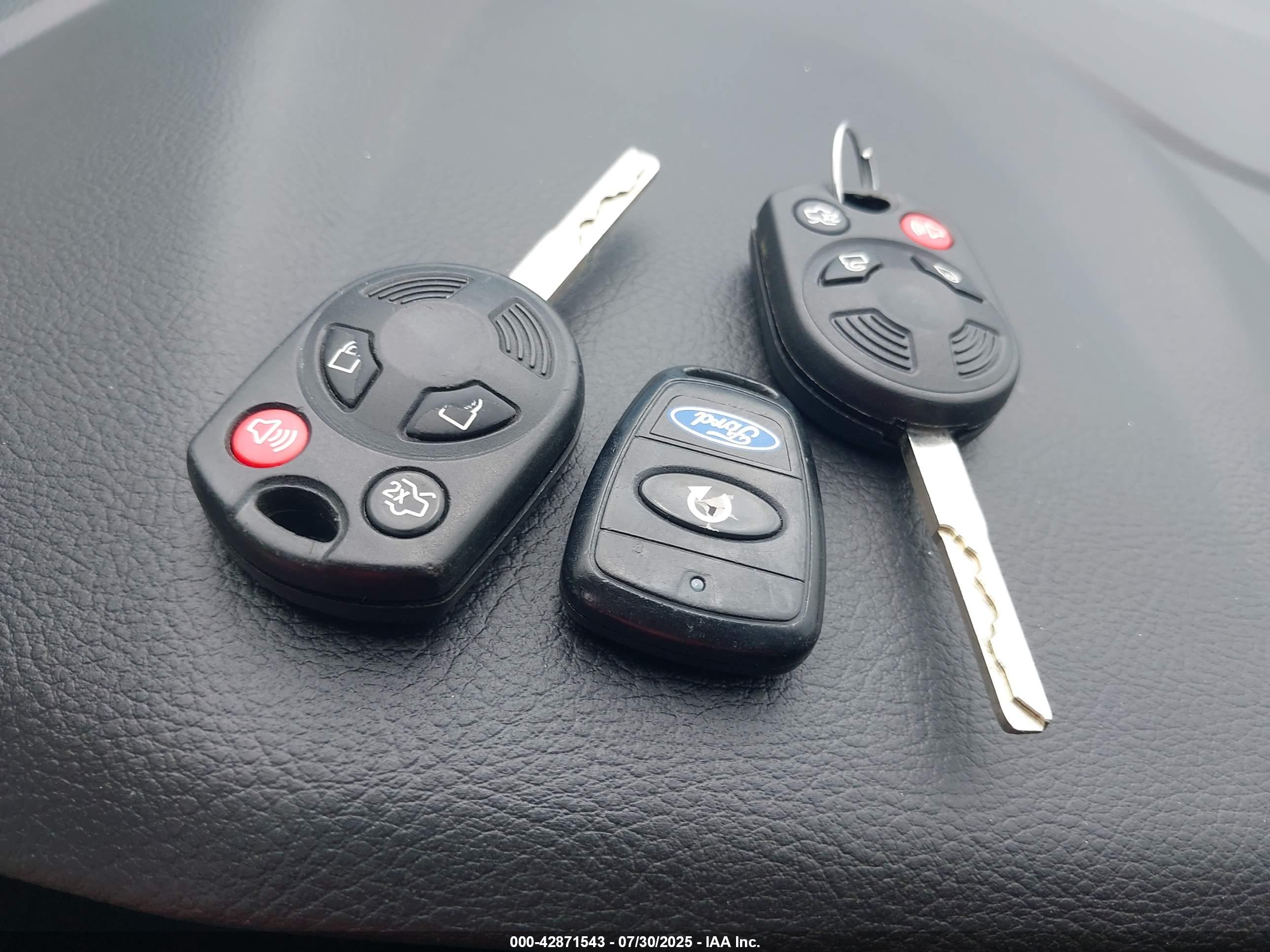FORD FOCUS image 11