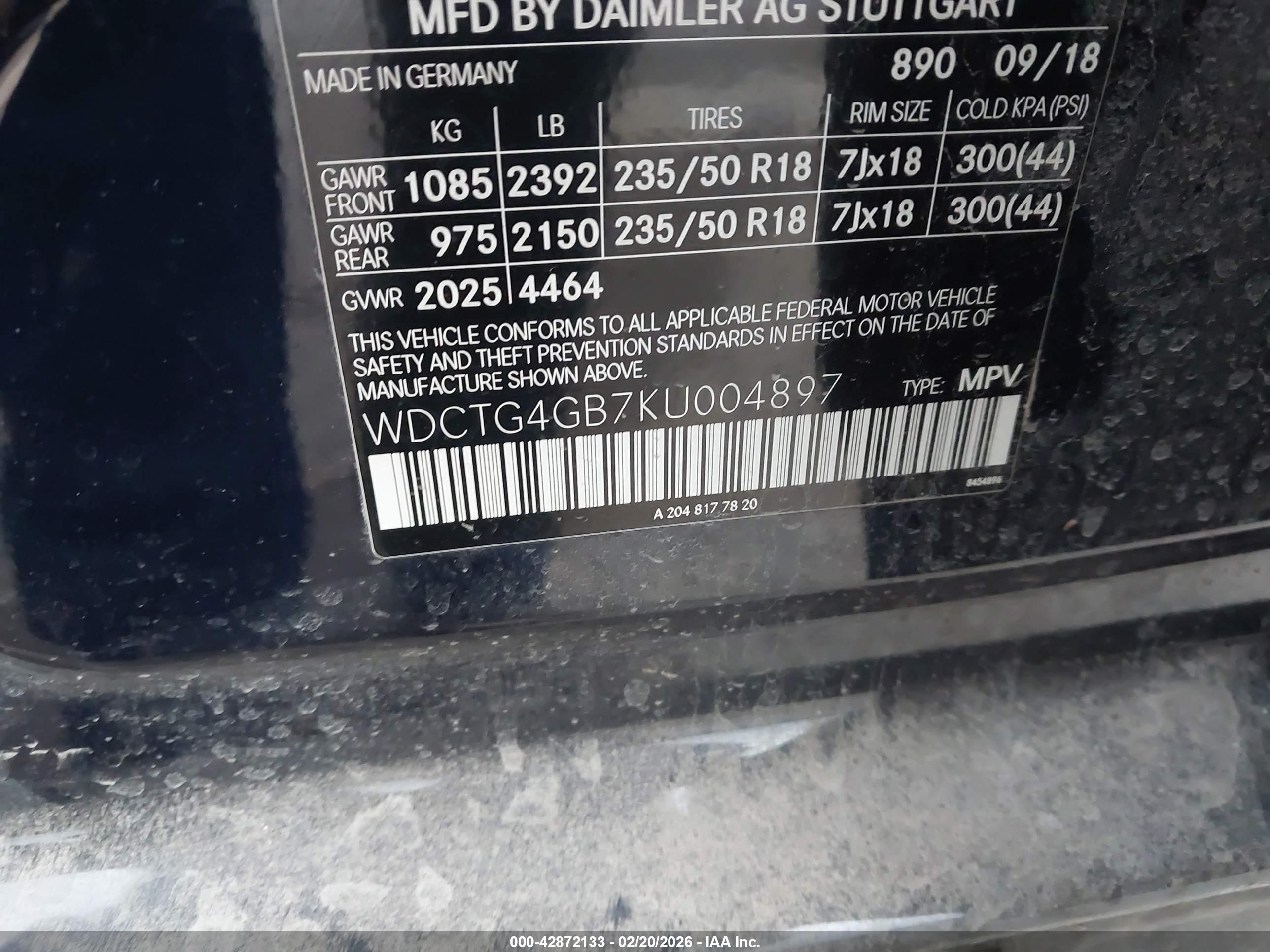 MERCEDES-BENZ GLA image 9