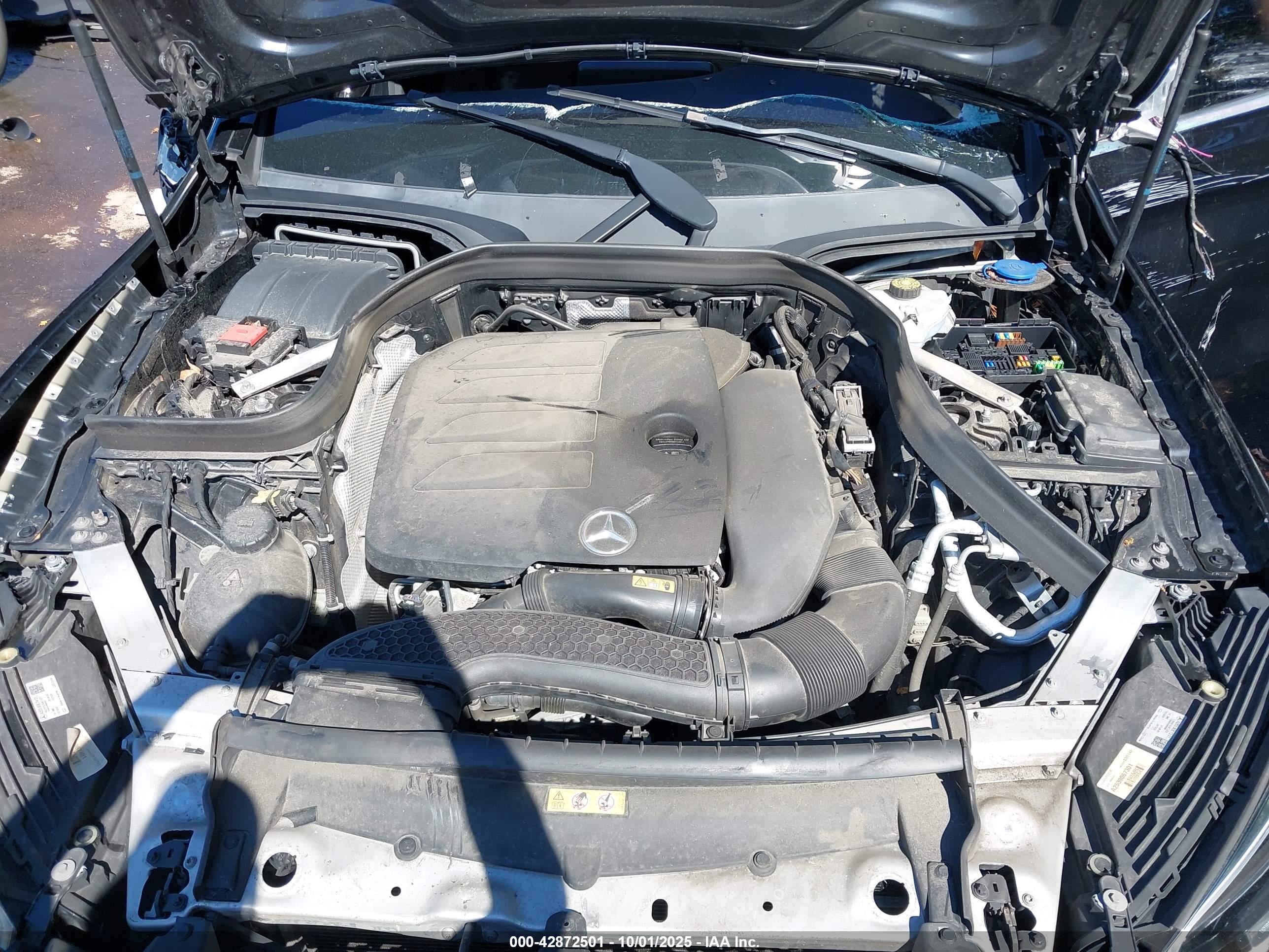 MERCEDES-BENZ GLC image 10