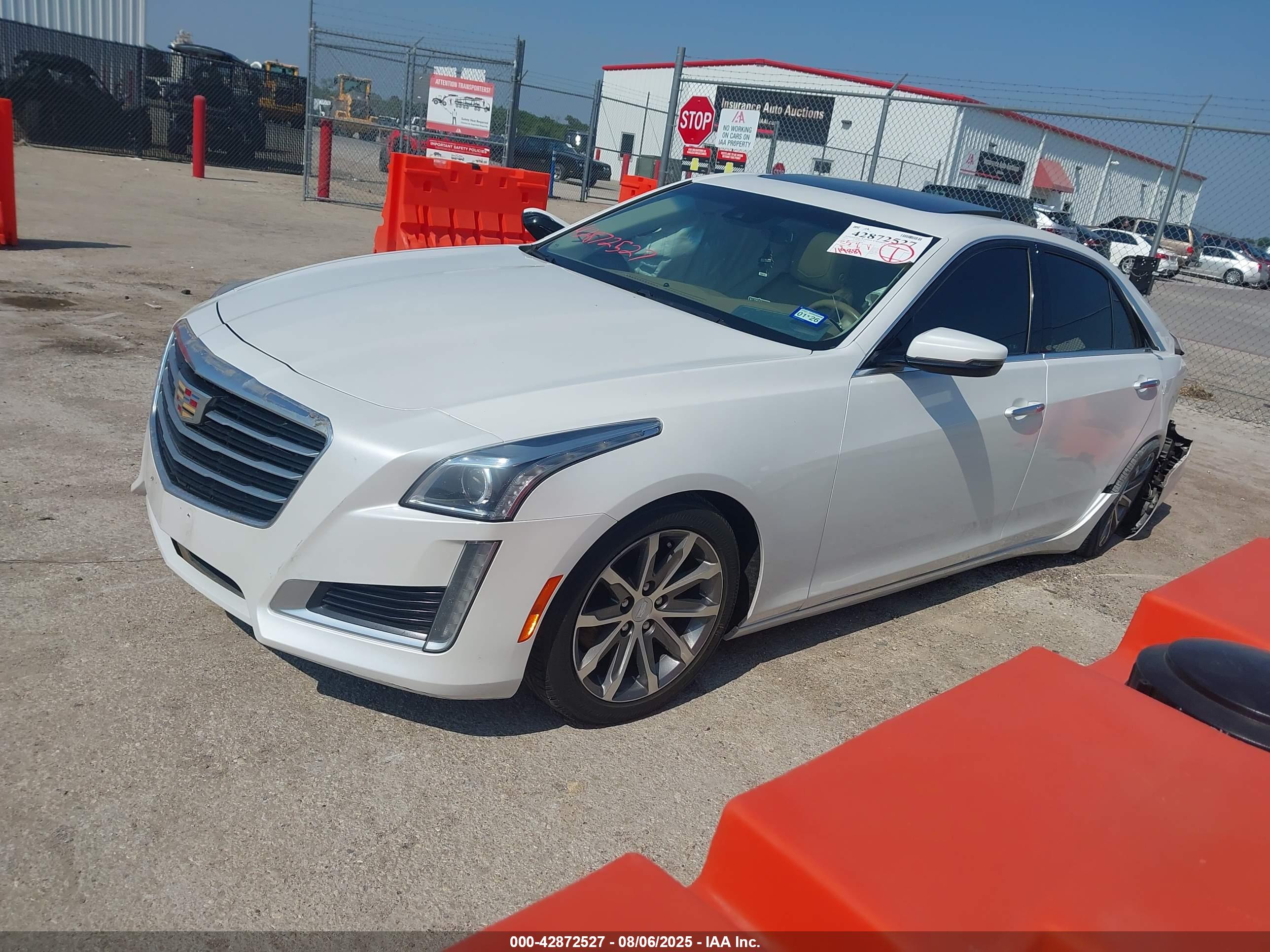 CADILLAC CTS image 2