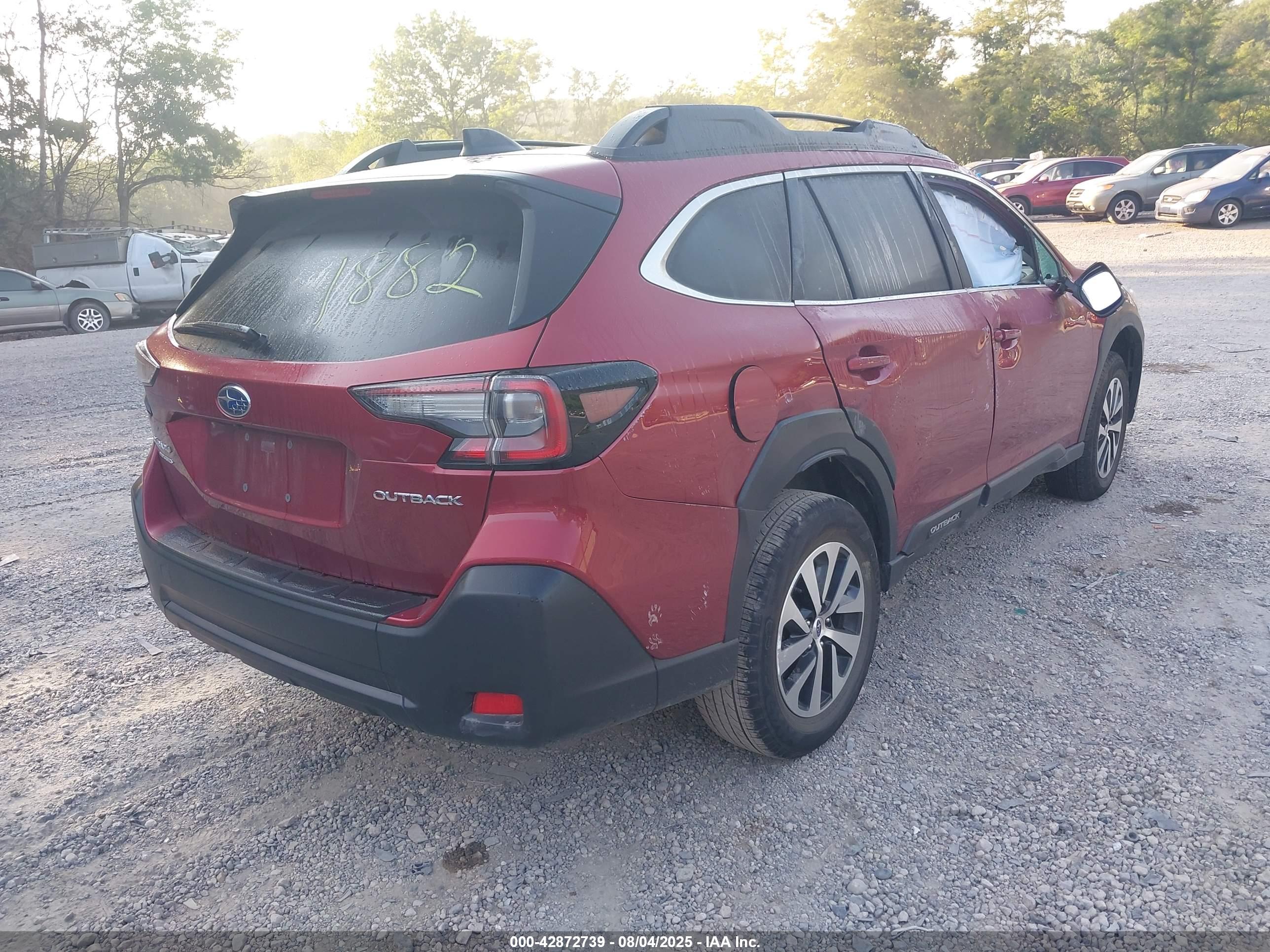 SUBARU OUTBACK image 4