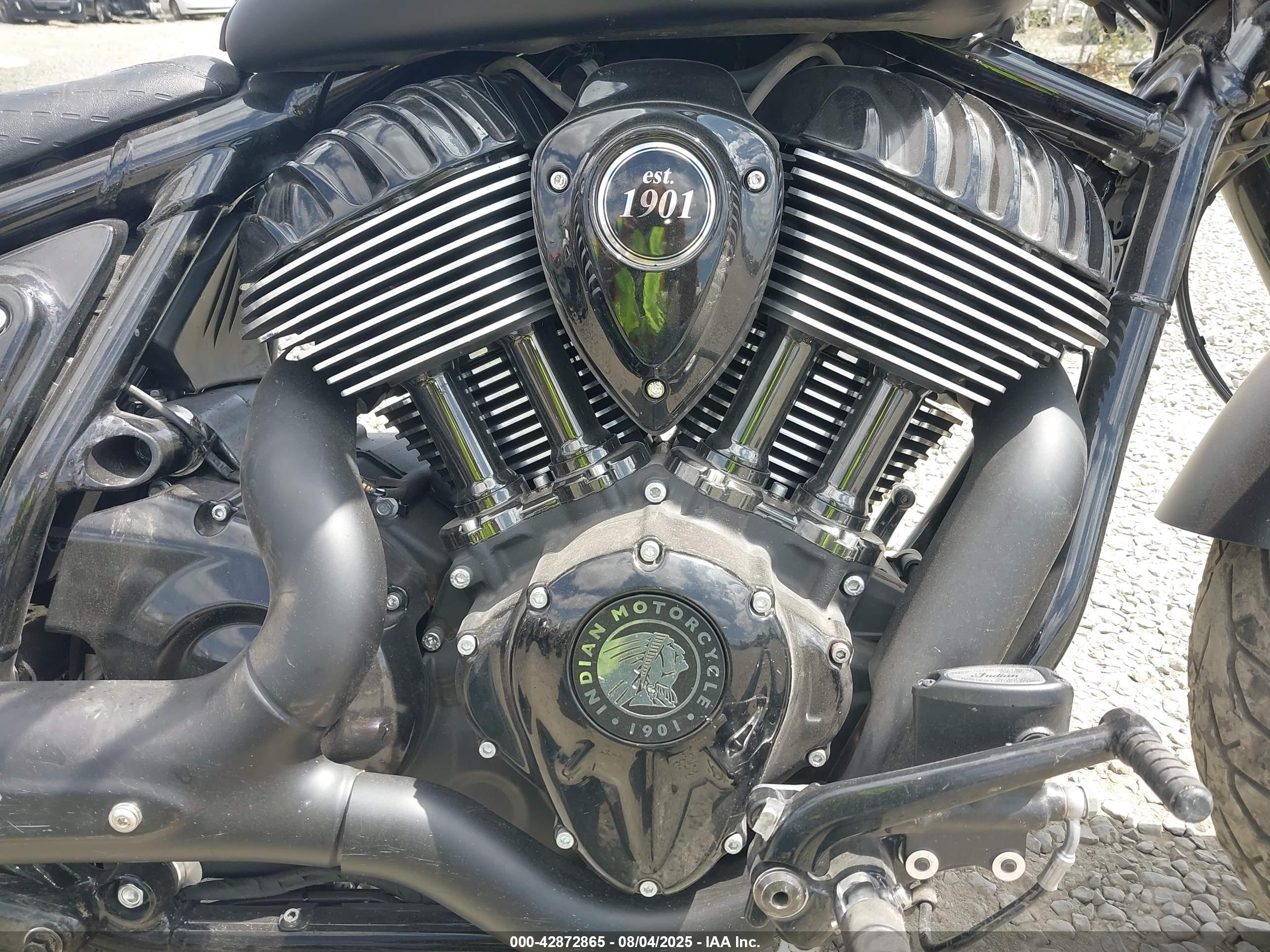 INDIAN MOTORCYCLE image 8
