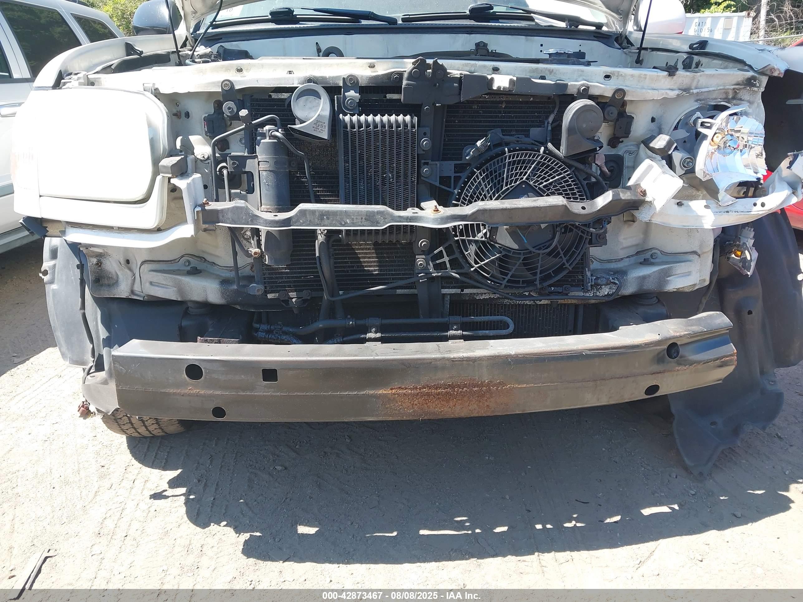 TOYOTA SEQUOIA image 6
