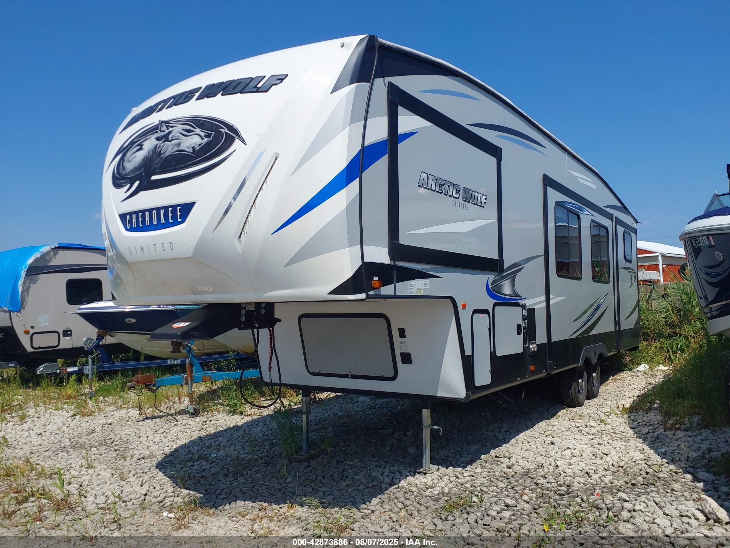 FOREST RIVER image 2