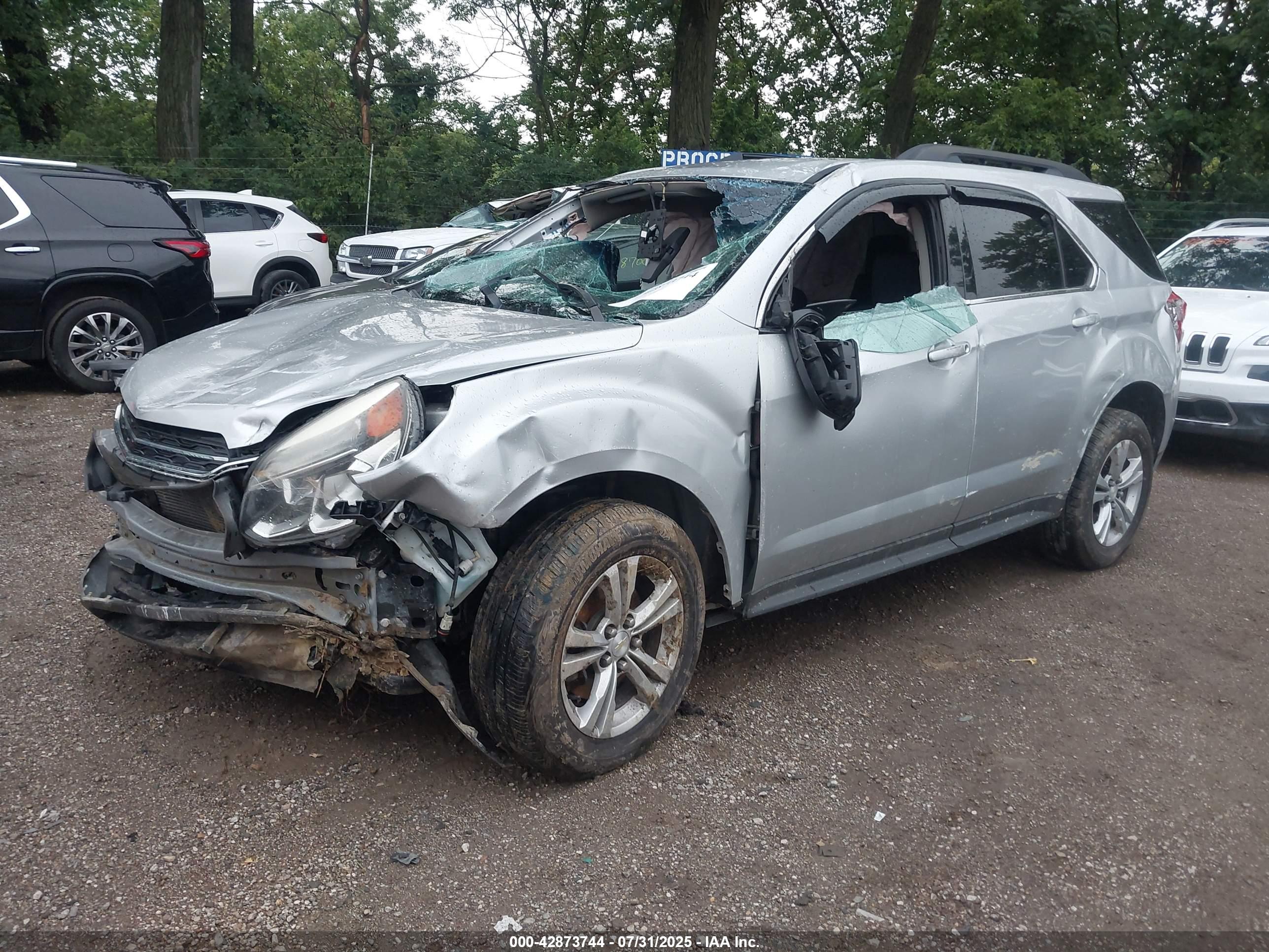 CHEVROLET EQUINOX image 2