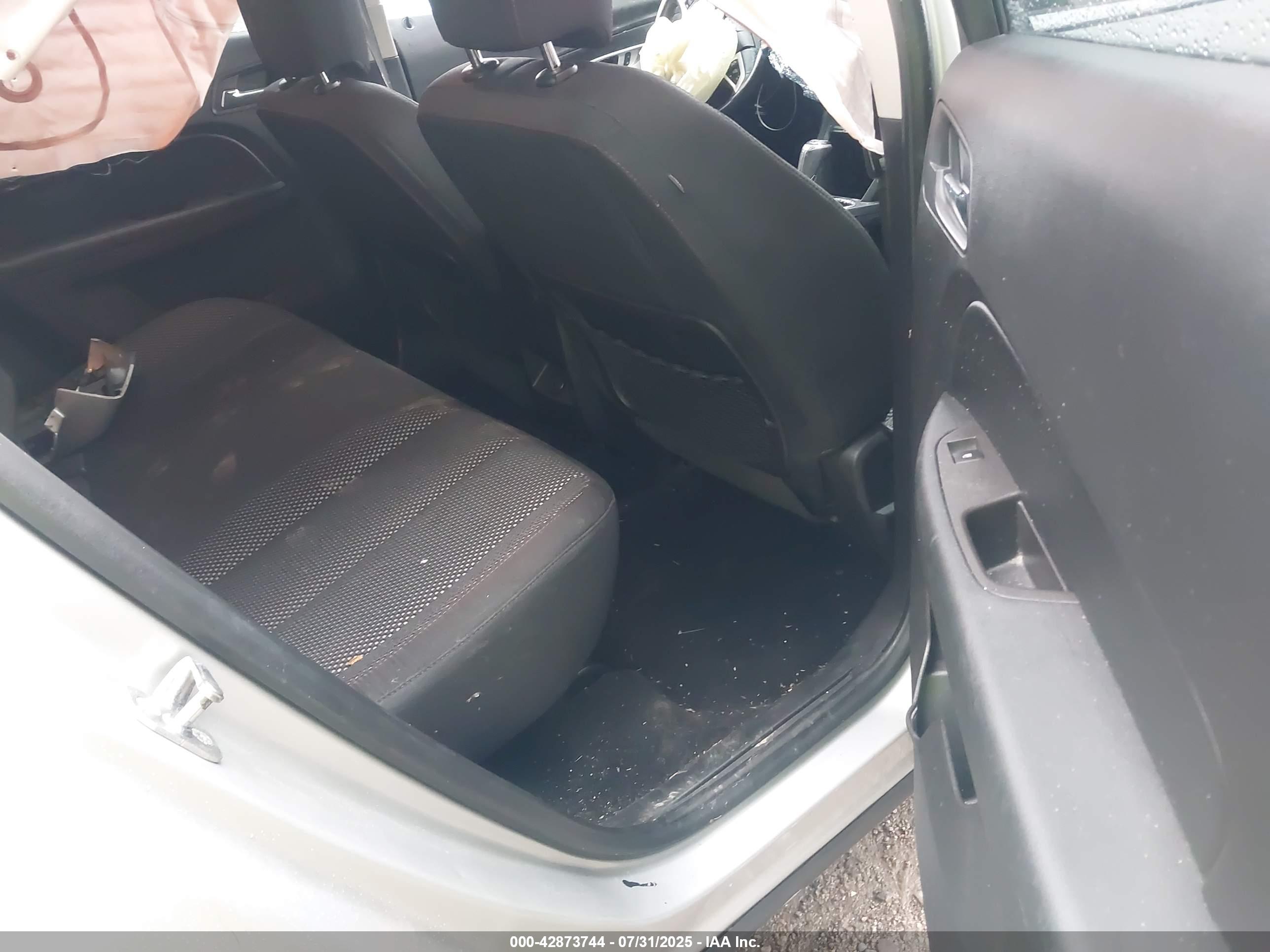 CHEVROLET EQUINOX image 8