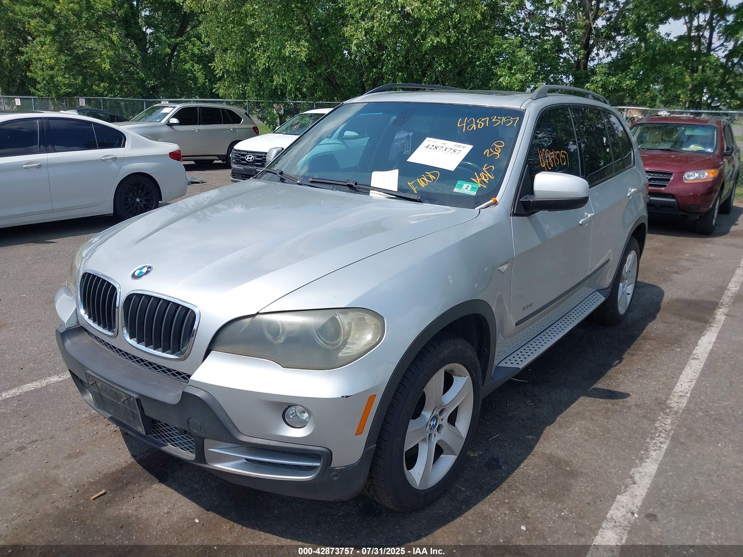 BMW X5 image 2