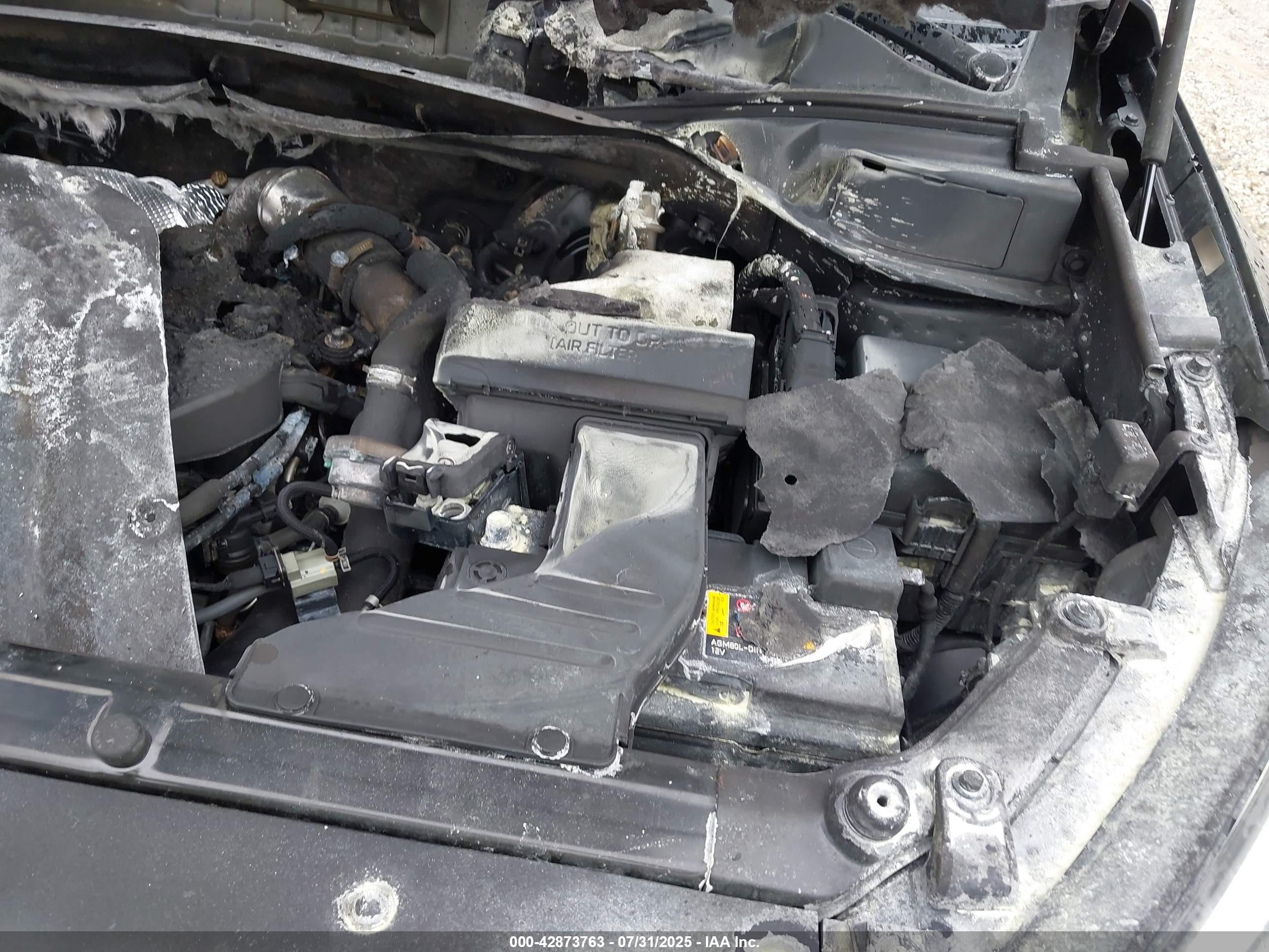 HYUNDAI SANTA image 6