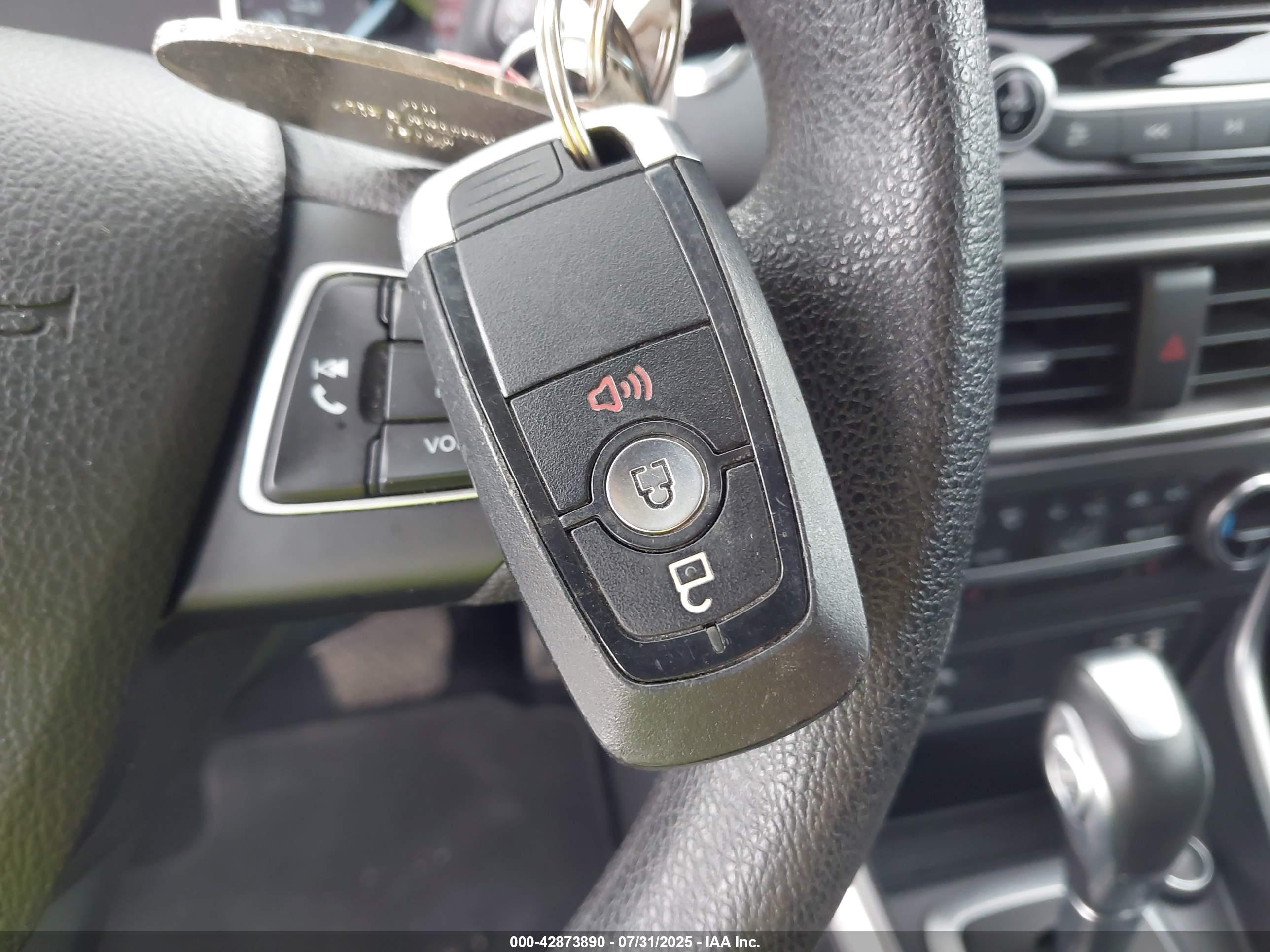 FORD ECOSPORT image 11