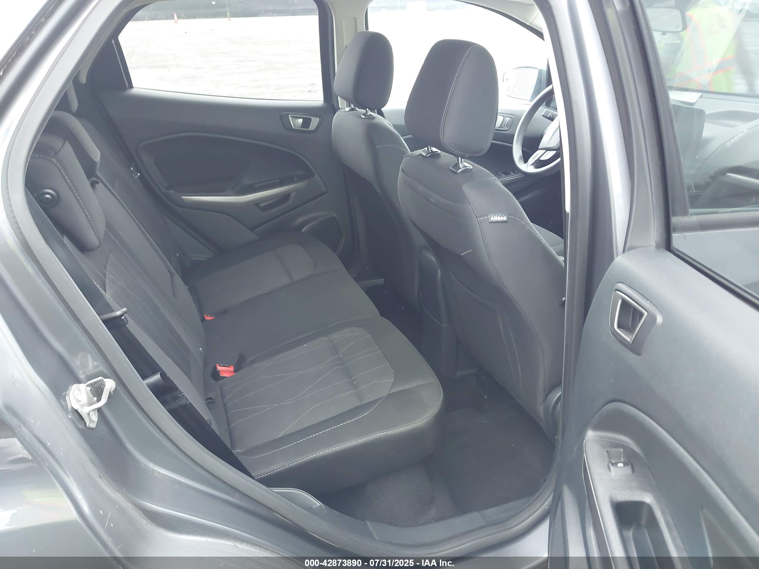 FORD ECOSPORT image 8