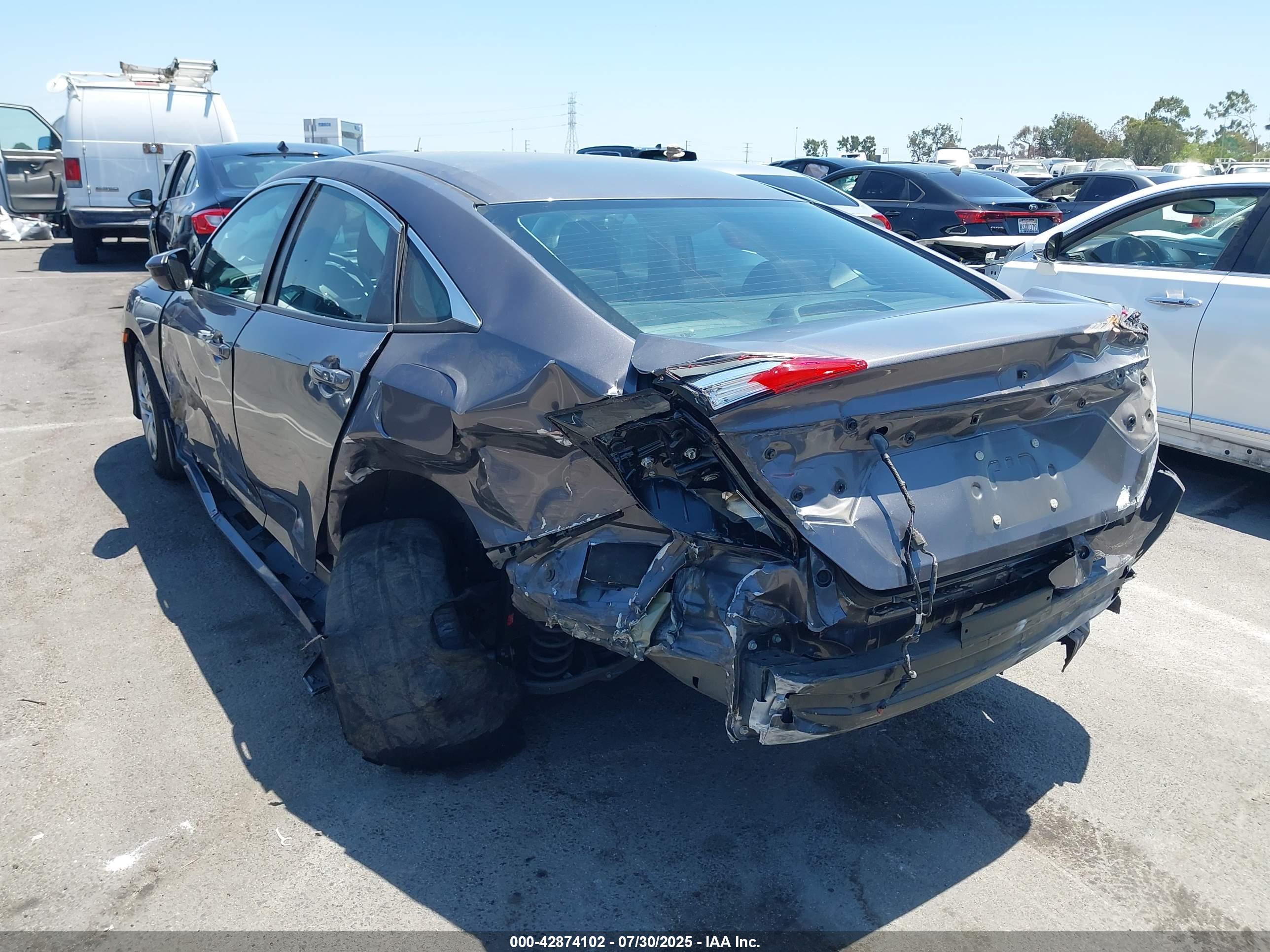 HONDA CIVIC image 3