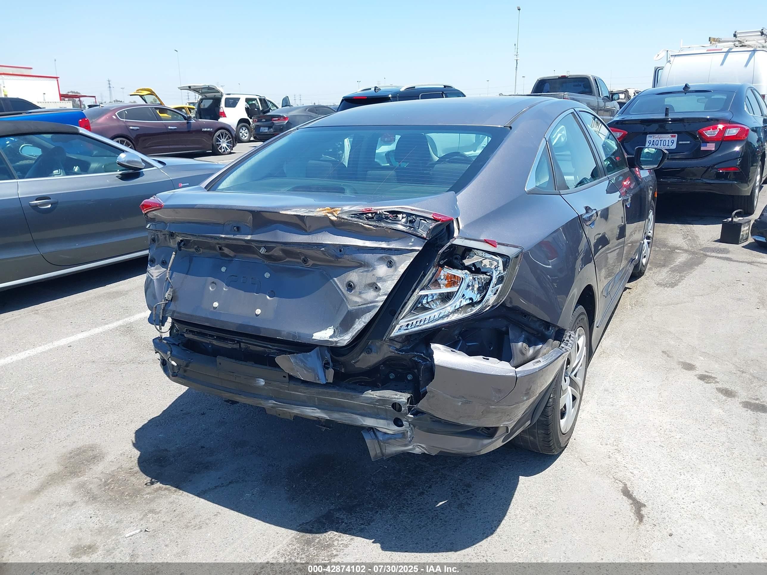 HONDA CIVIC image 4
