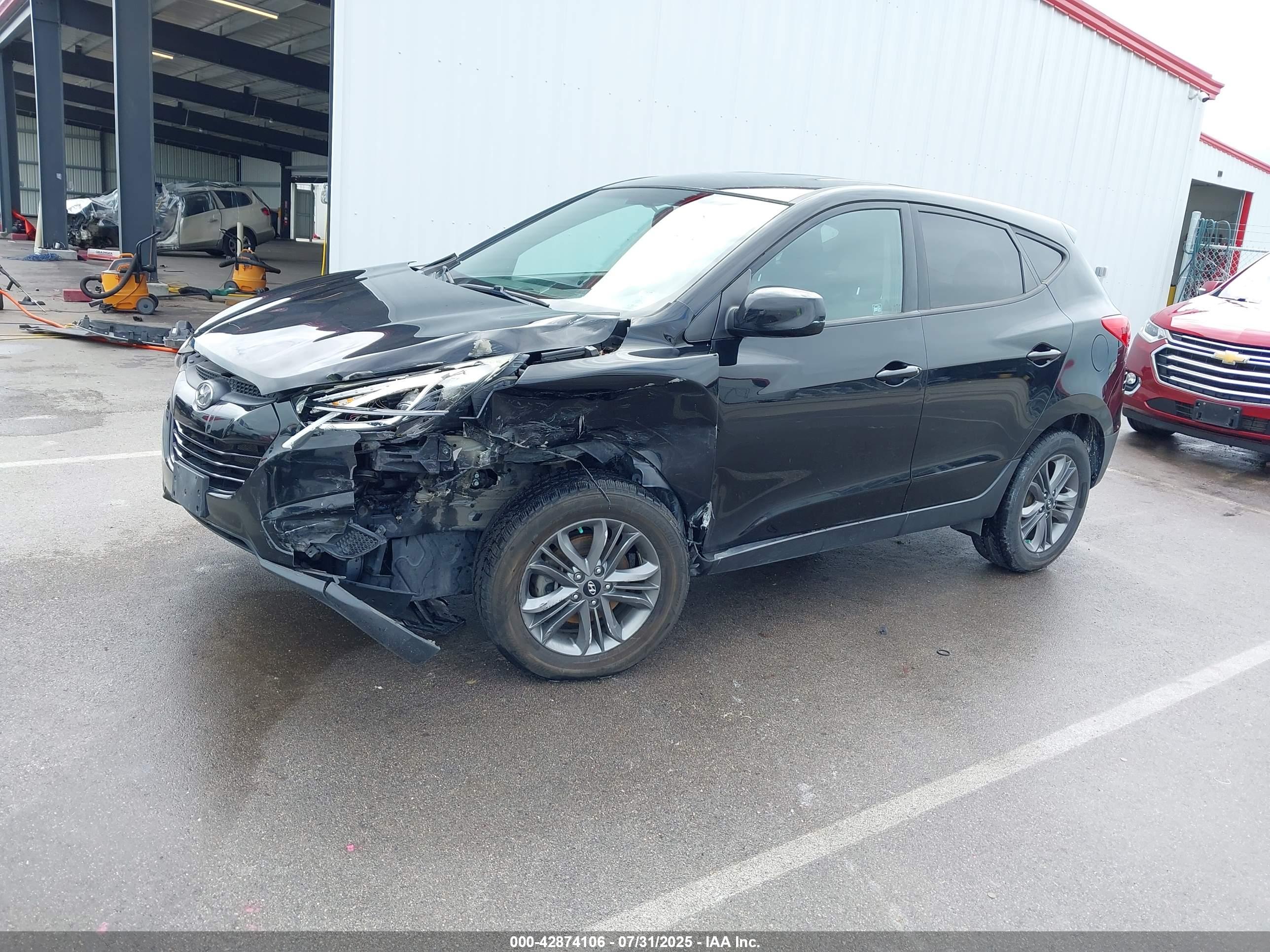 HYUNDAI TUCSON image 2