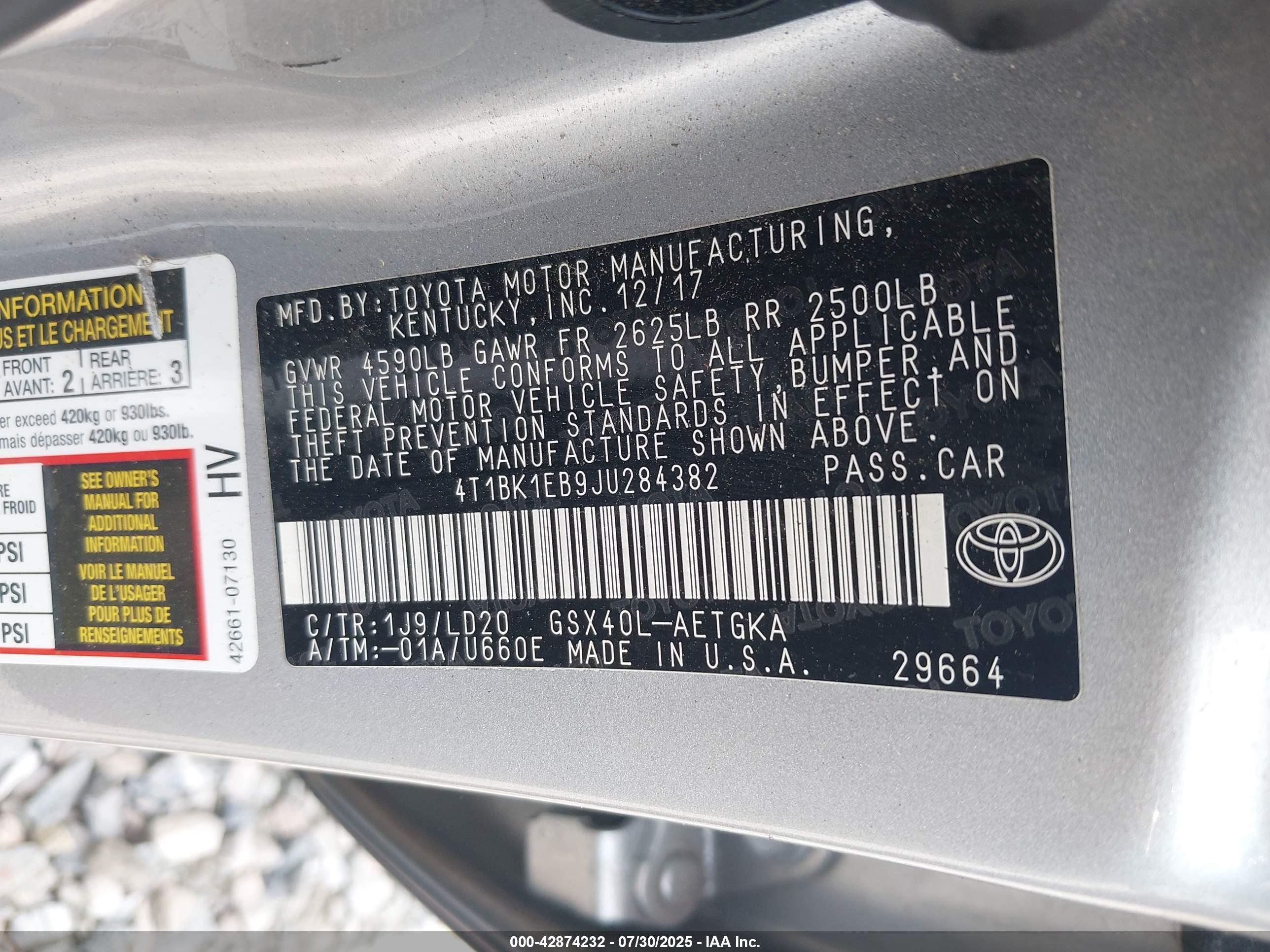 TOYOTA AVALON image 9