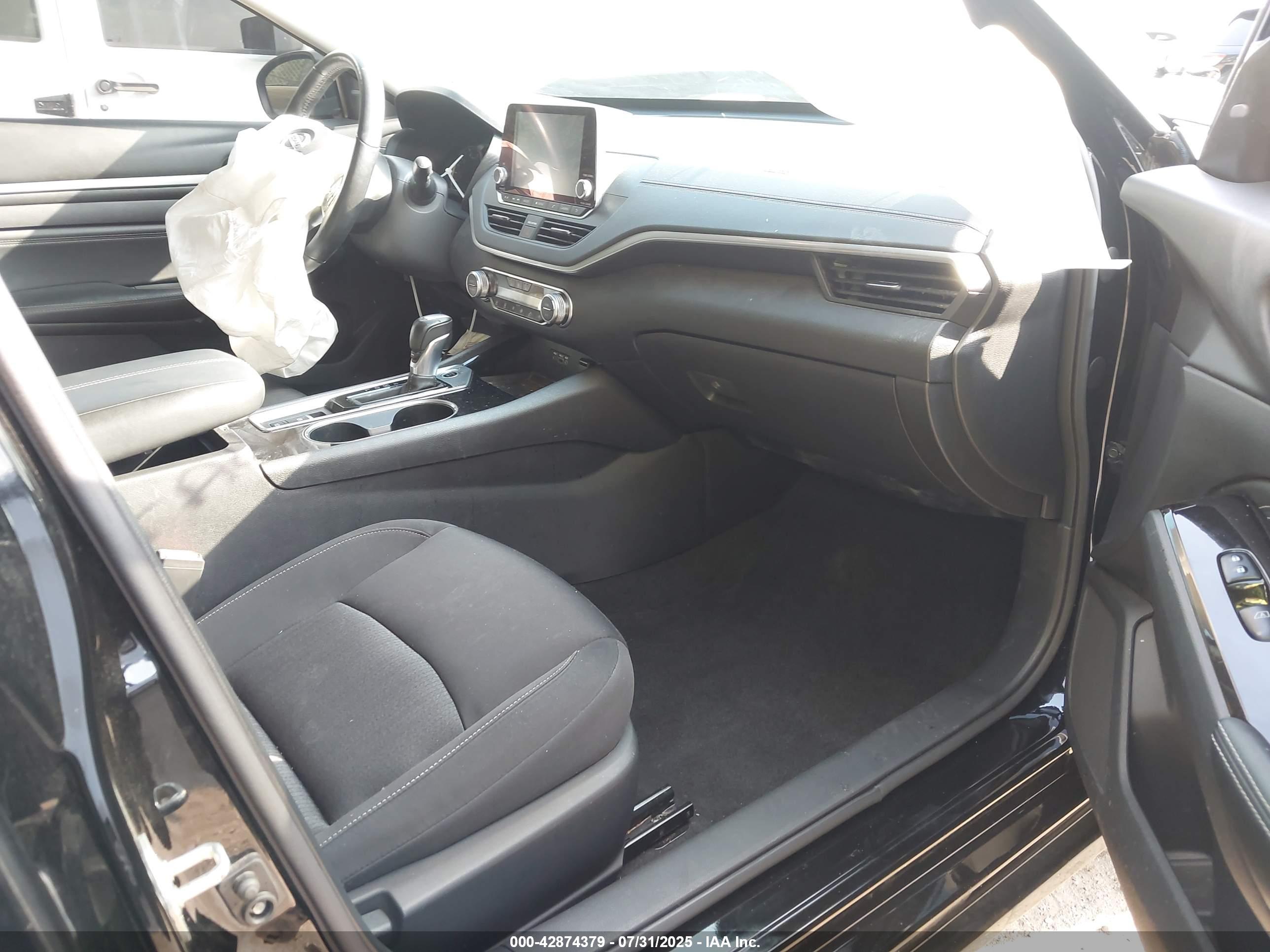 NISSAN ALTIMA image 5