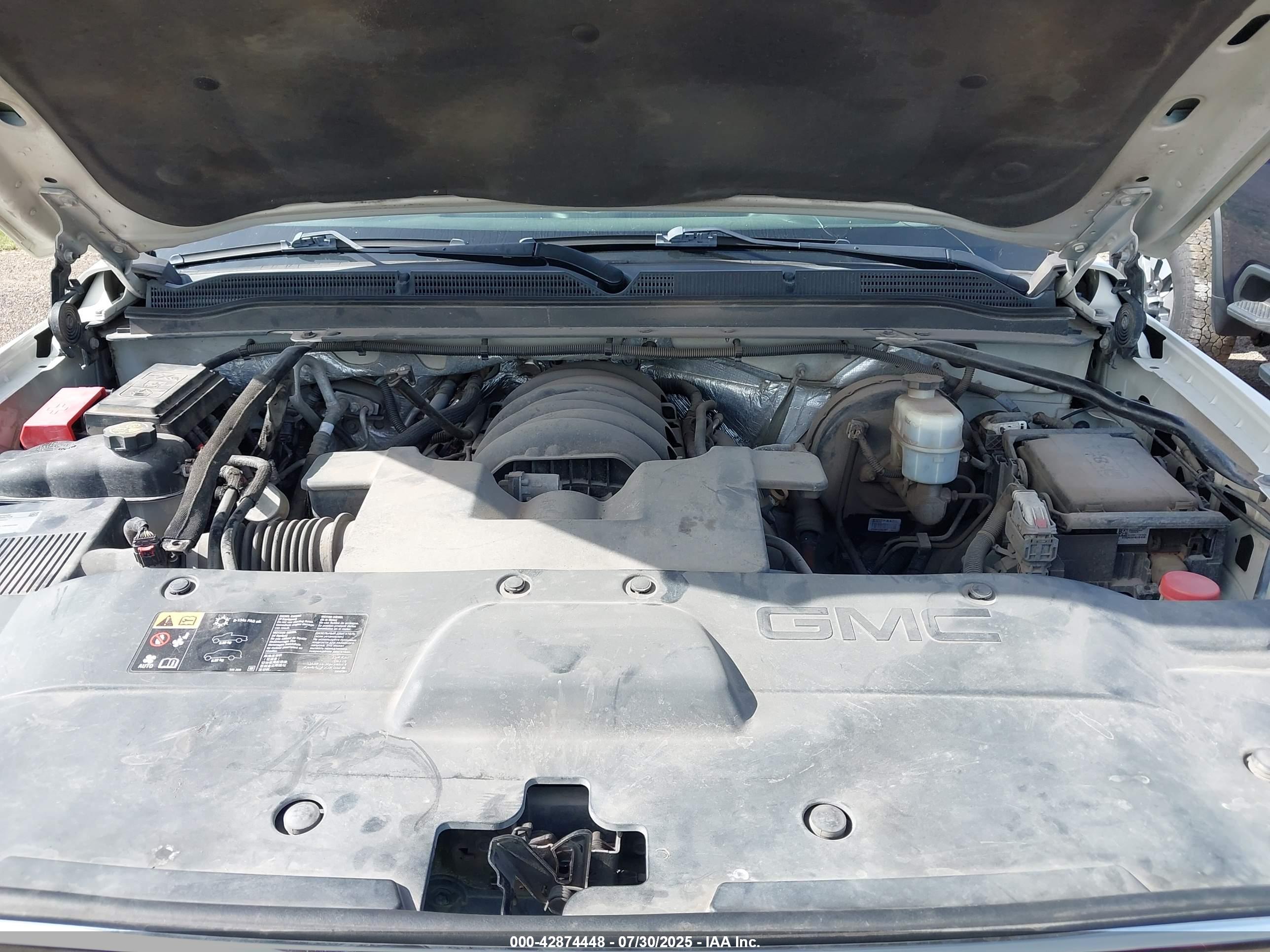 GMC YUKON image 10